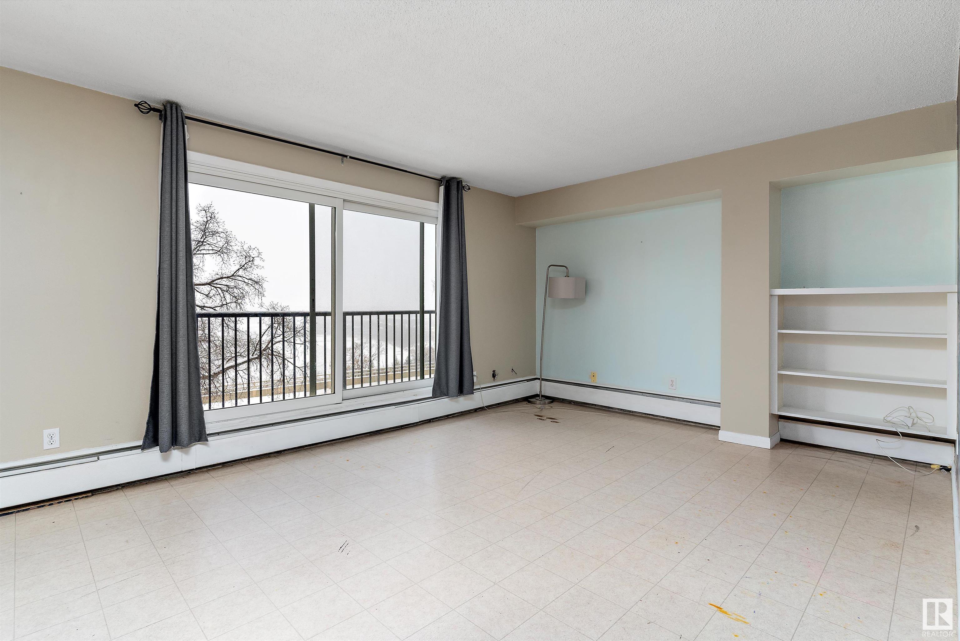      #202 8310 JASPER AV NW , Edmonton,  ,T5H 3S3 ;  Listing Number: MLS E4414598