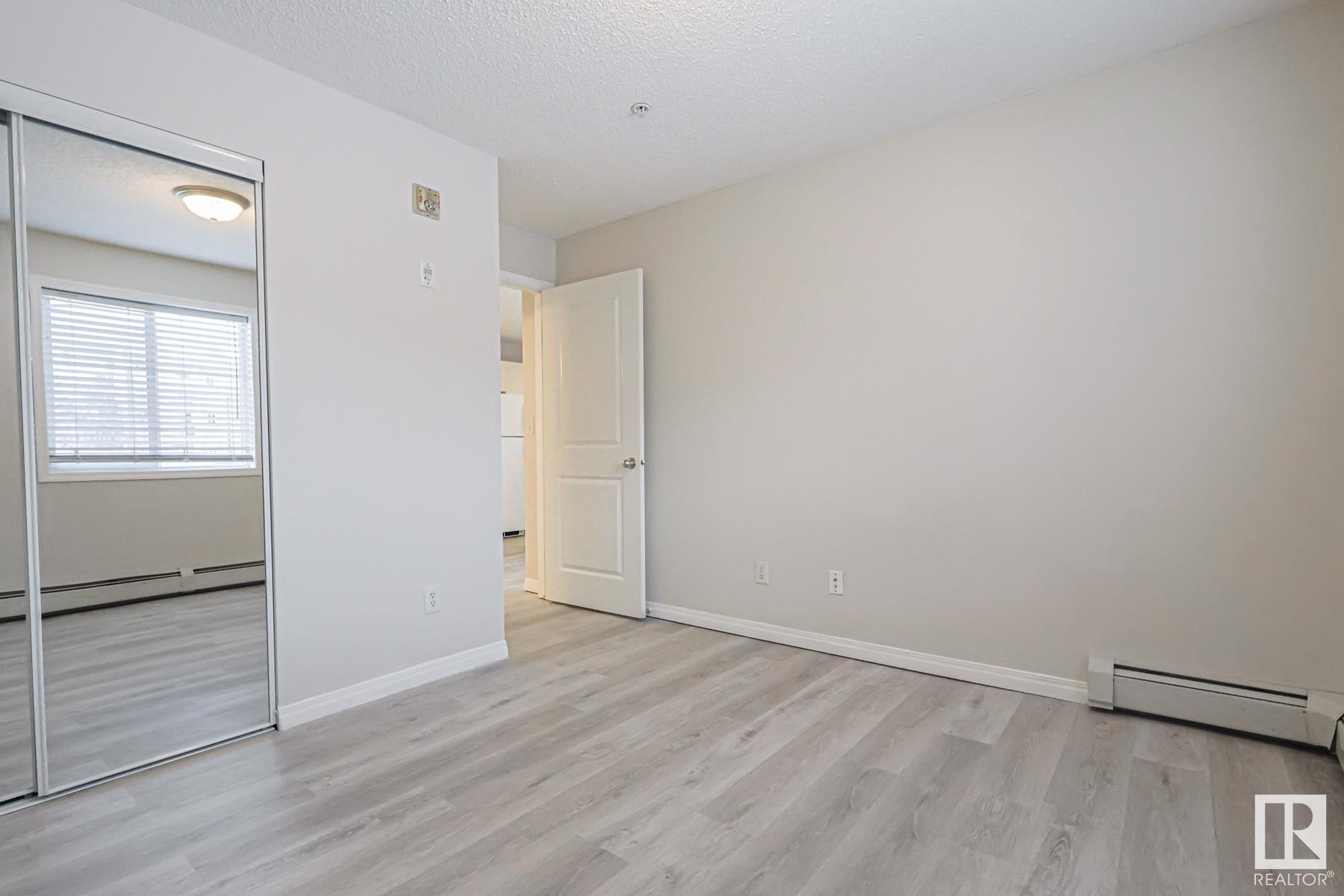      #109 16221 95 ST NW , Edmonton,  ,T5Z 3V3 ;  Listing Number: MLS E4414633