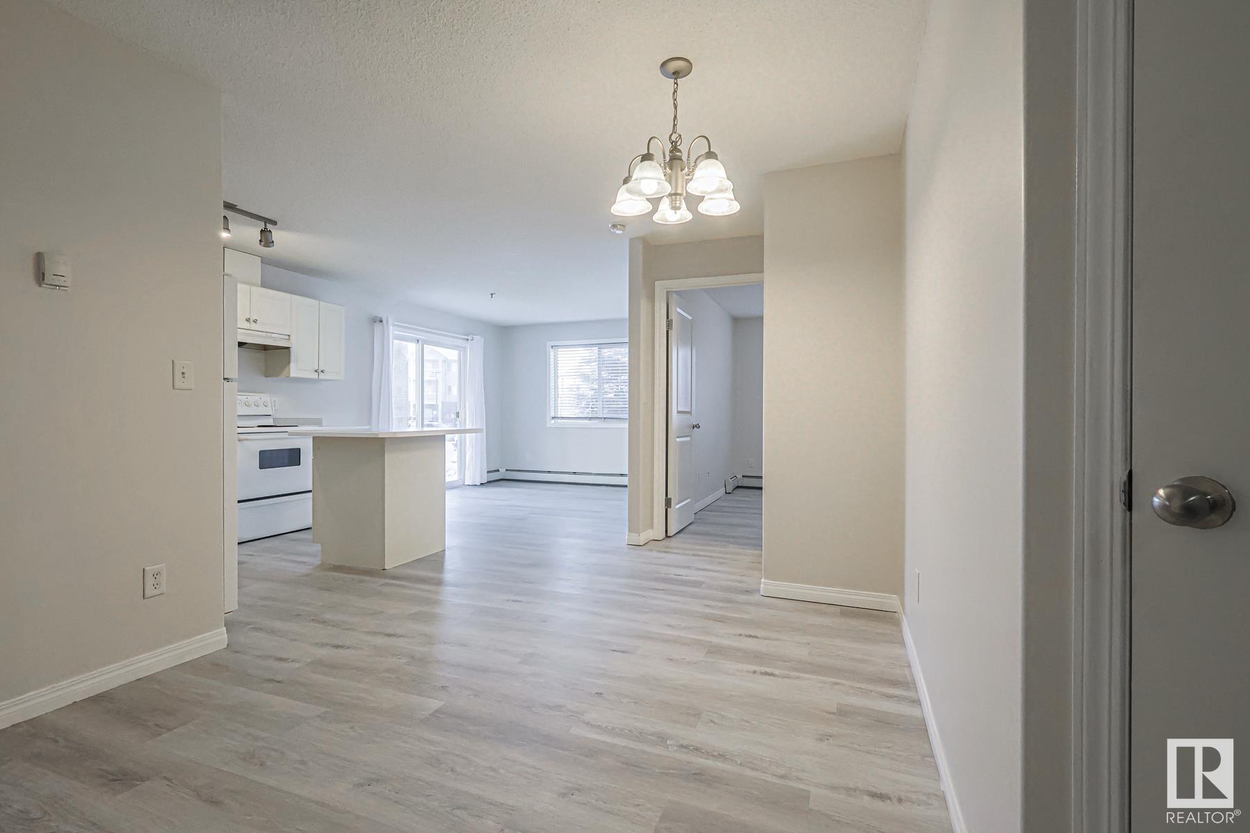      #109 16221 95 ST NW , Edmonton,  ,T5Z 3V3 ;  Listing Number: MLS E4414633