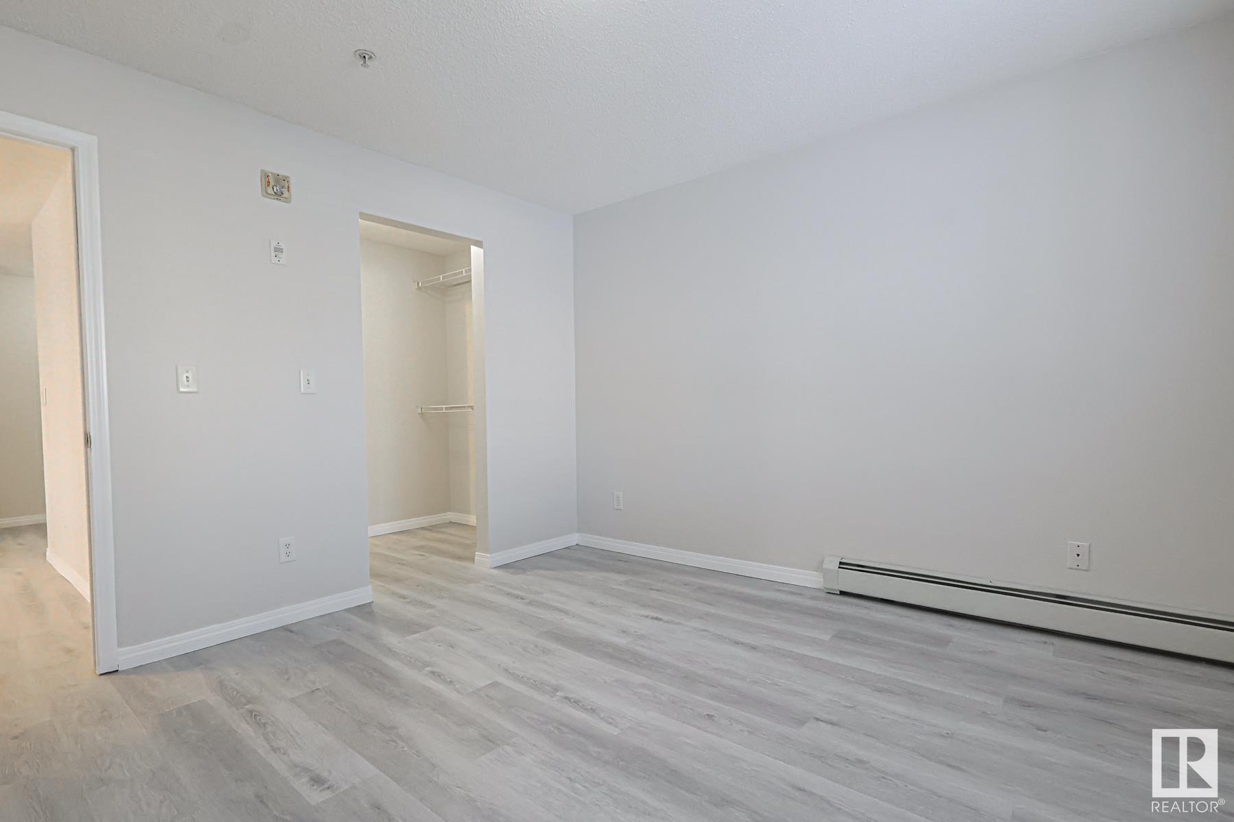      #109 16221 95 ST NW , Edmonton,  ,T5Z 3V3 ;  Listing Number: MLS E4414633