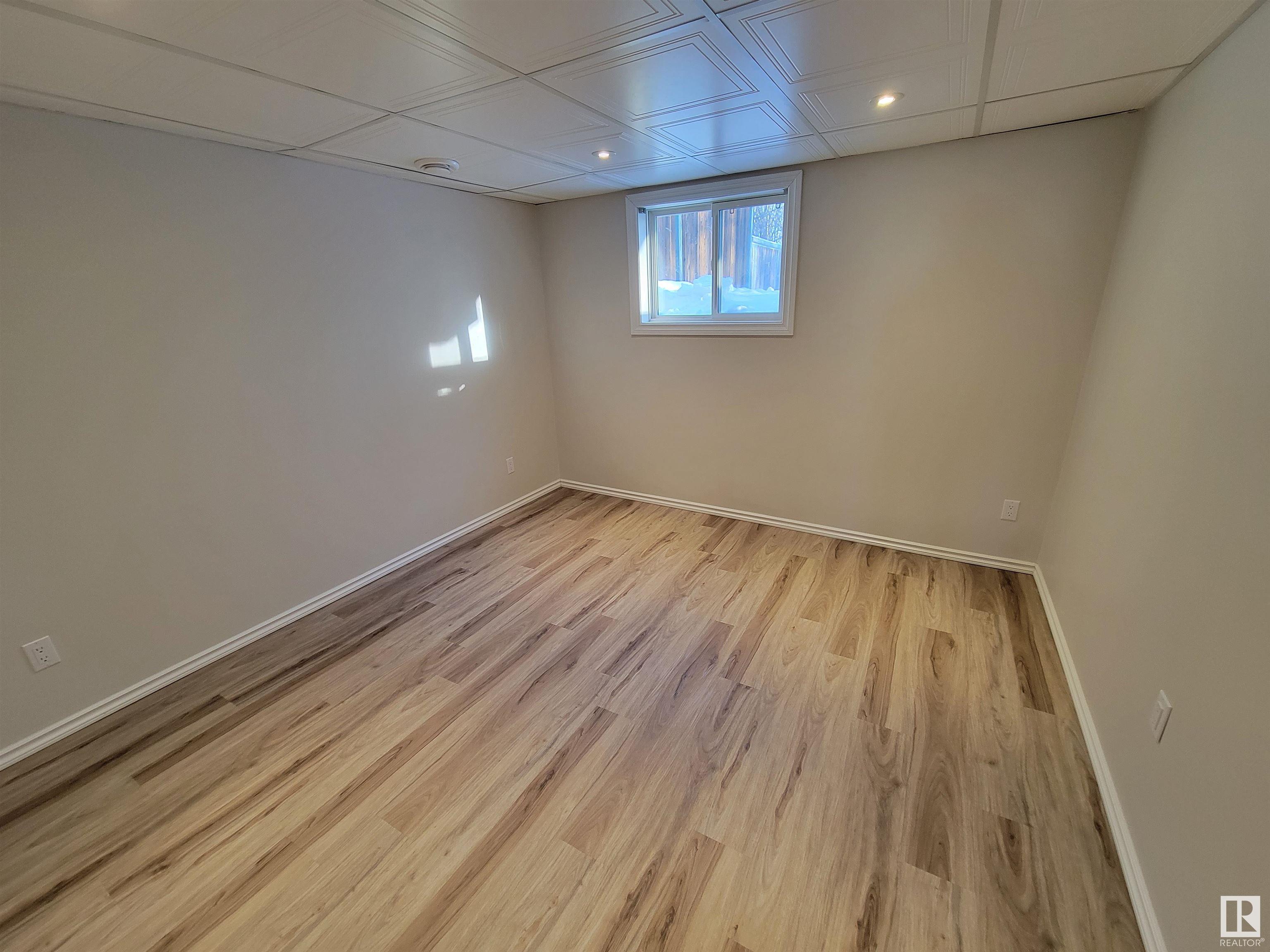      990 13 ST , Cold Lake,  ,T9M 1J9 ;  Listing Number: MLS E4414658