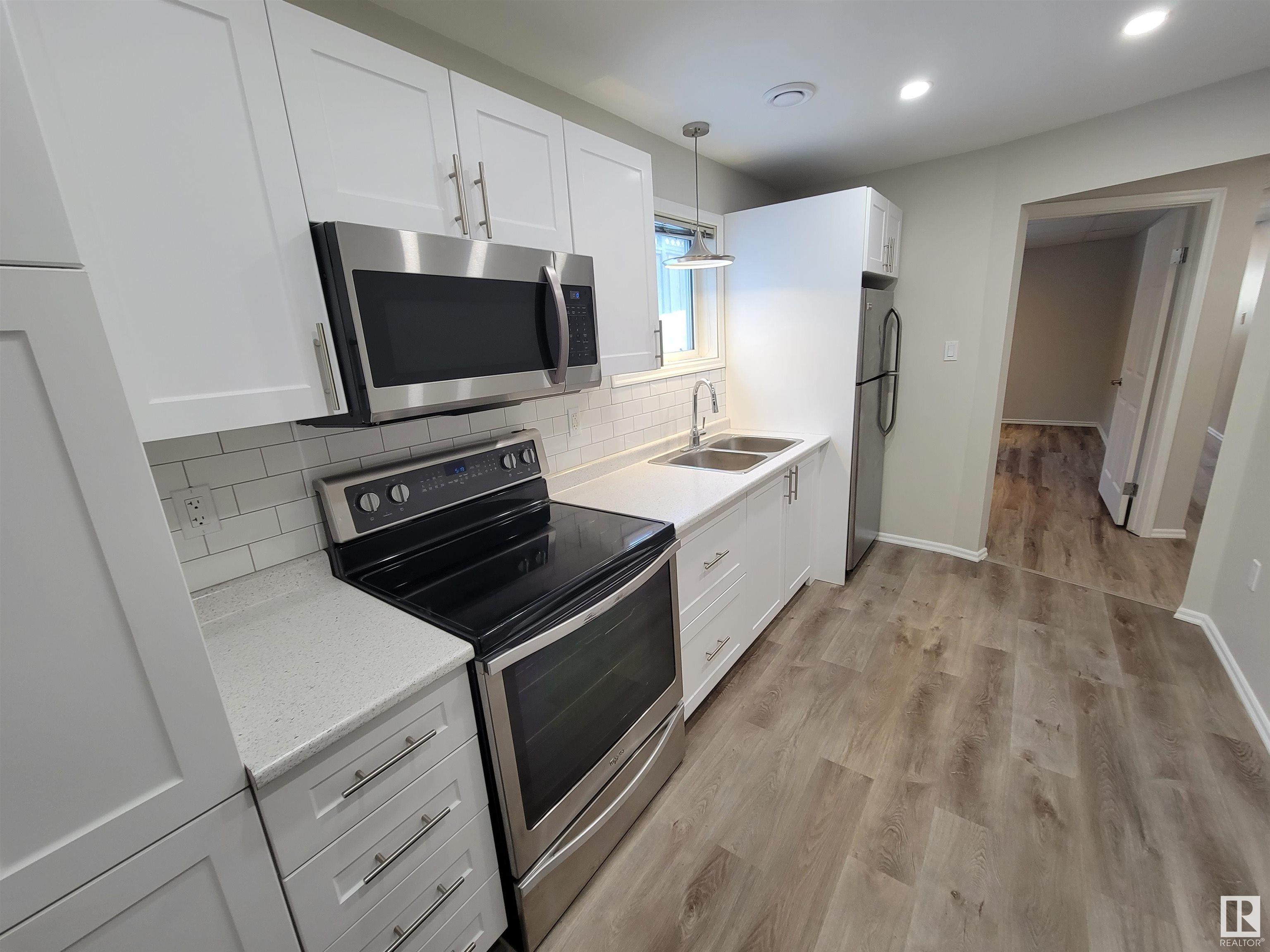      990 13 ST , Cold Lake,  ,T9M 1J9 ;  Listing Number: MLS E4414658