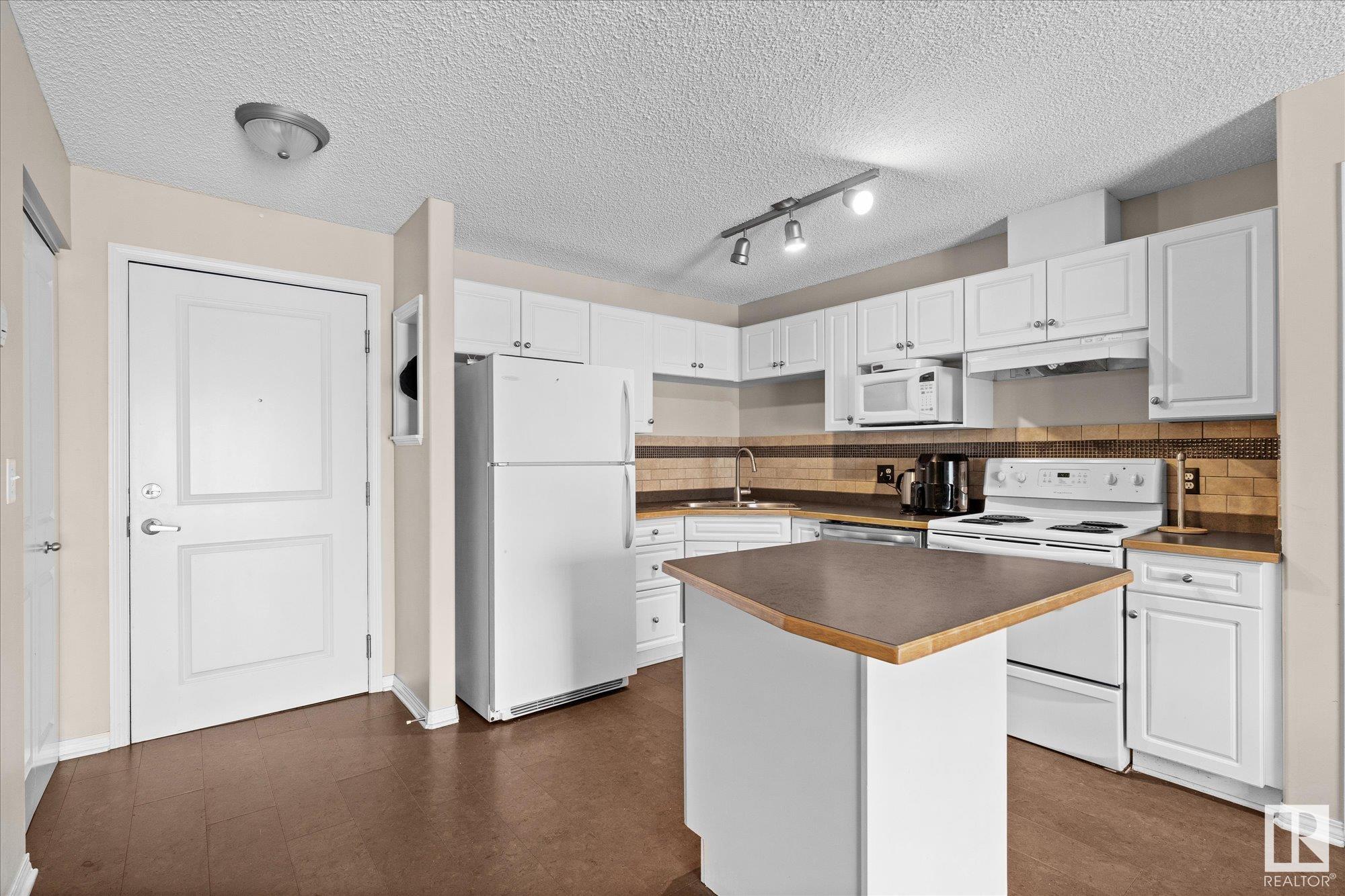      #238 16221 95 ST NW , Edmonton,  ,T5Z 3V3 ;  Listing Number: MLS E4414670