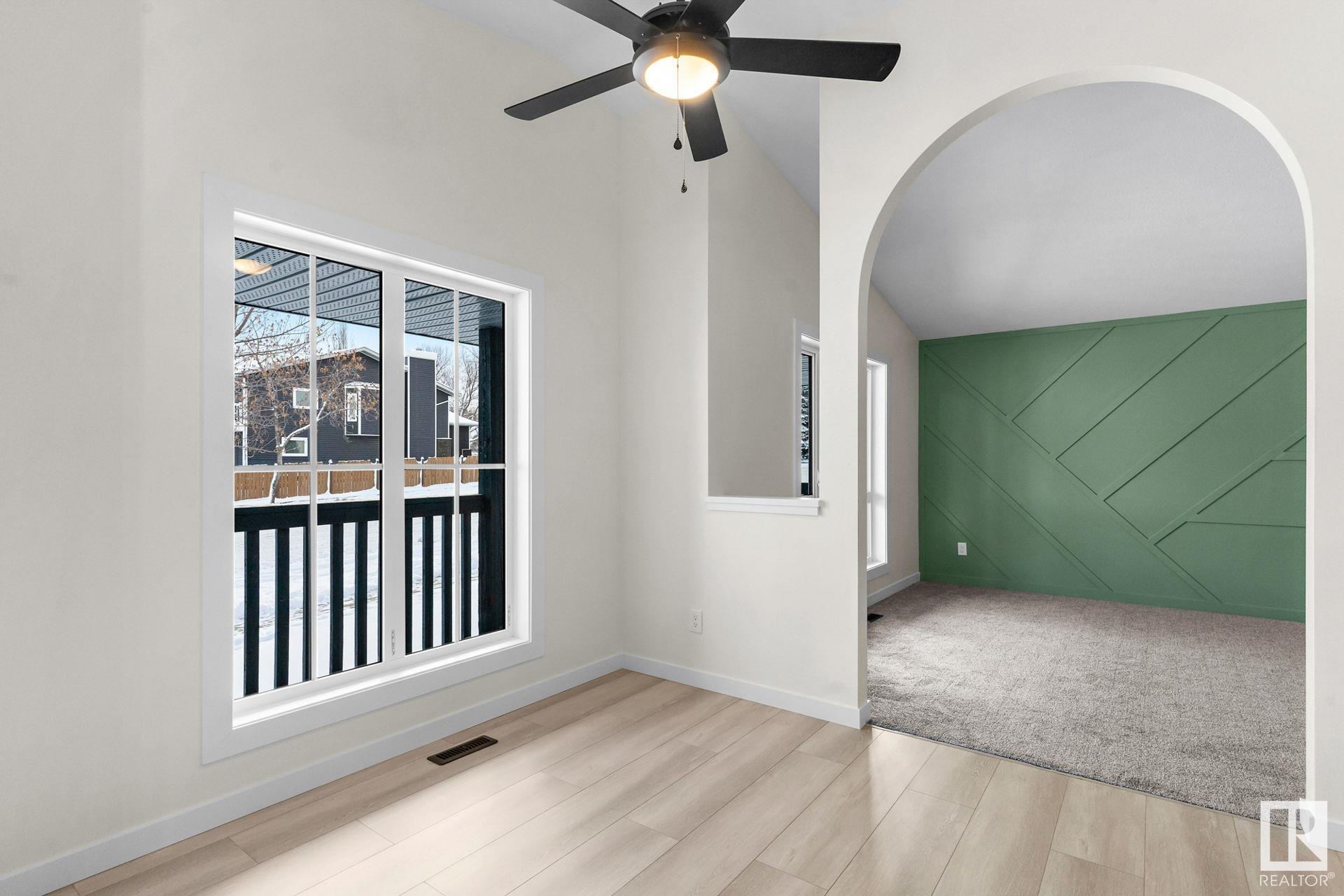      976 JIM COMMON Dr , Sherwood Park,  ,T8H 1V1 ;  Listing Number: MLS E4414671