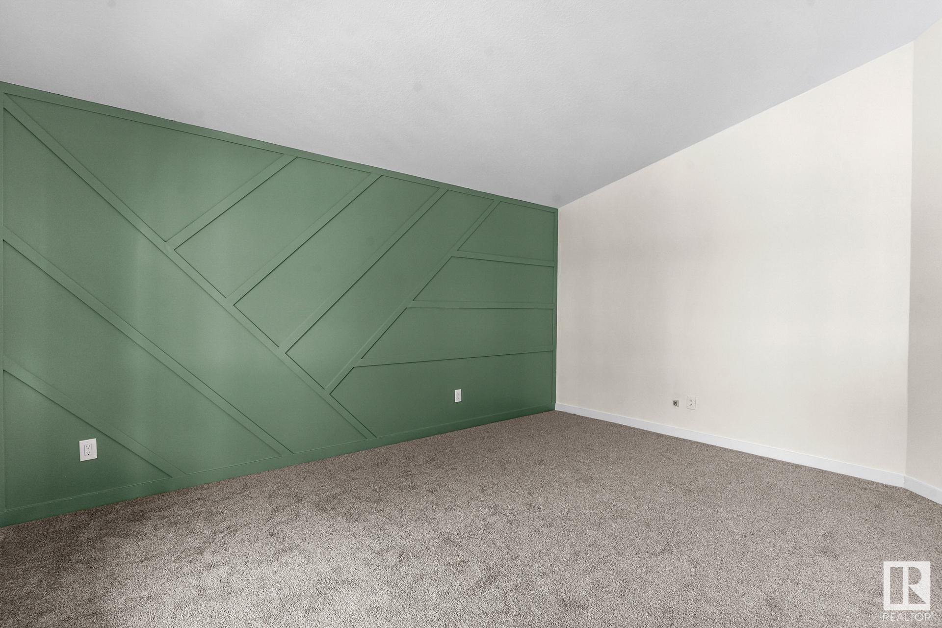      976 JIM COMMON Dr , Sherwood Park,  ,T8H 1V1 ;  Listing Number: MLS E4414671