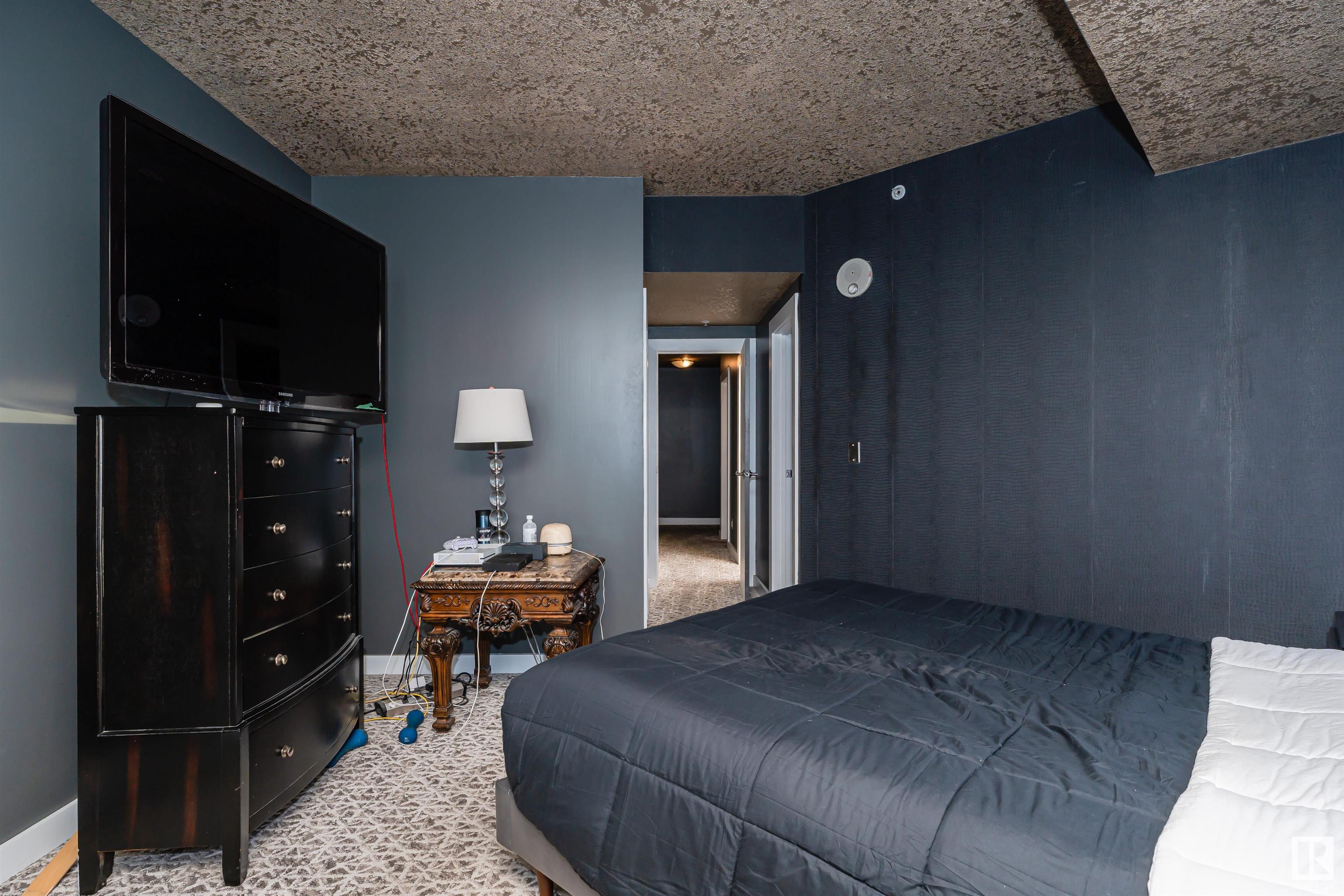      #2703 10136 104 ST NW , Edmonton,  ,T5J 0B5 ;  Listing Number: MLS E4414698