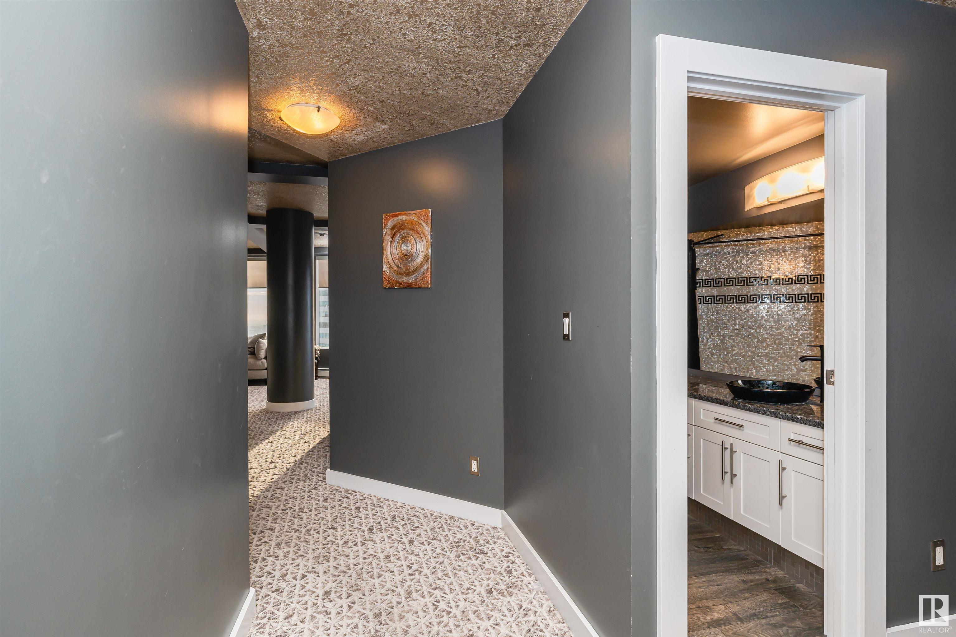      #2703 10136 104 ST NW , Edmonton,  ,T5J 0B5 ;  Listing Number: MLS E4414698