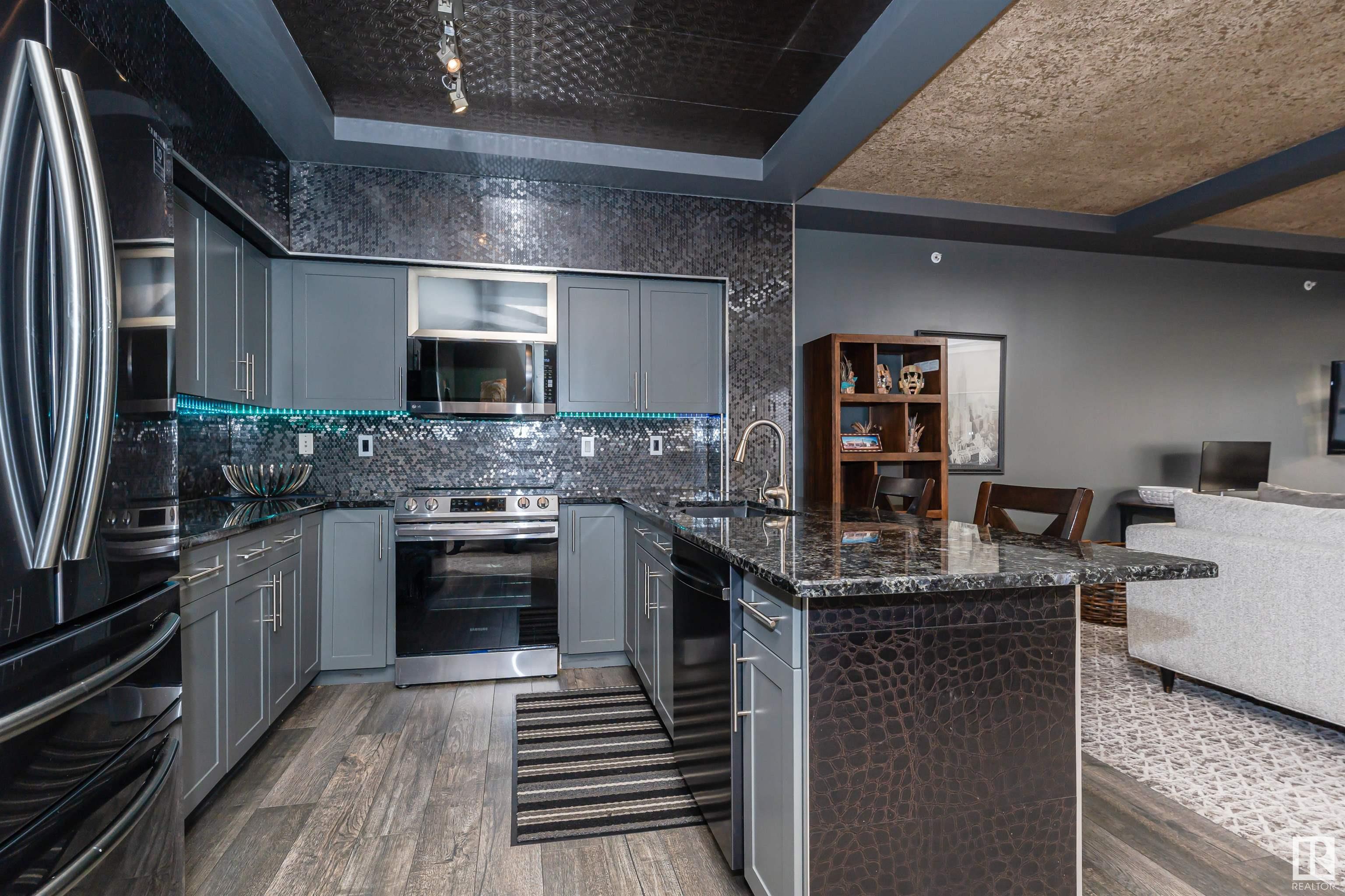      #2703 10136 104 ST NW , Edmonton,  ,T5J 0B5 ;  Listing Number: MLS E4414698