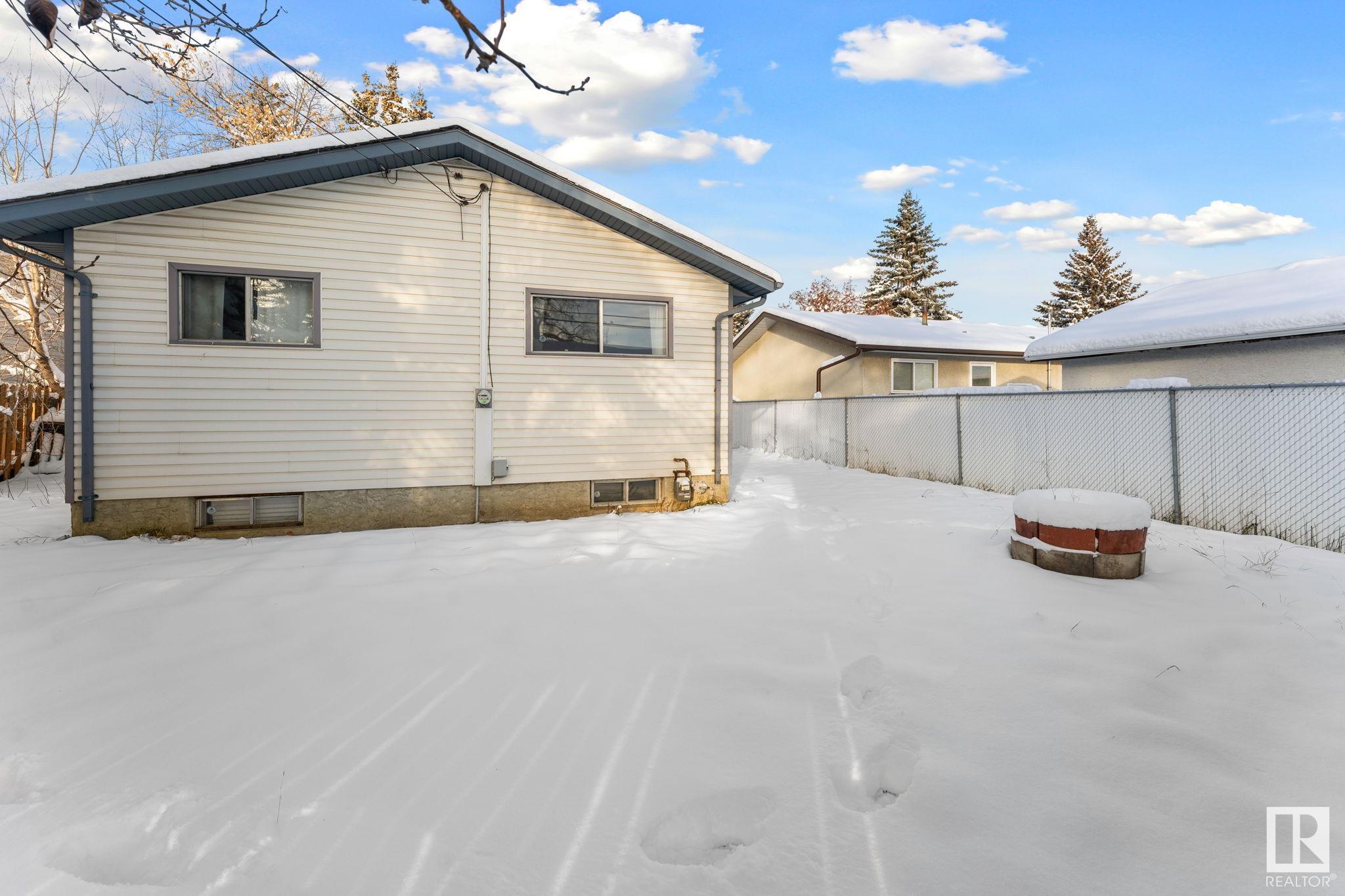      28 Manor DR , Spruce Grove,  ,T7X 2G8 ;  Listing Number: MLS E4414722