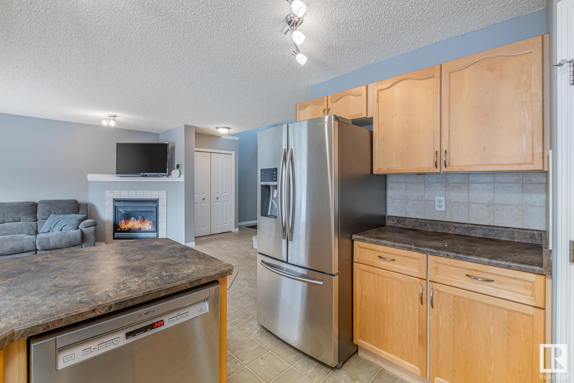      33 CREEKSIDE CL , Spruce Grove,  ,T7X 4N9 ;  Listing Number: MLS E4414731
