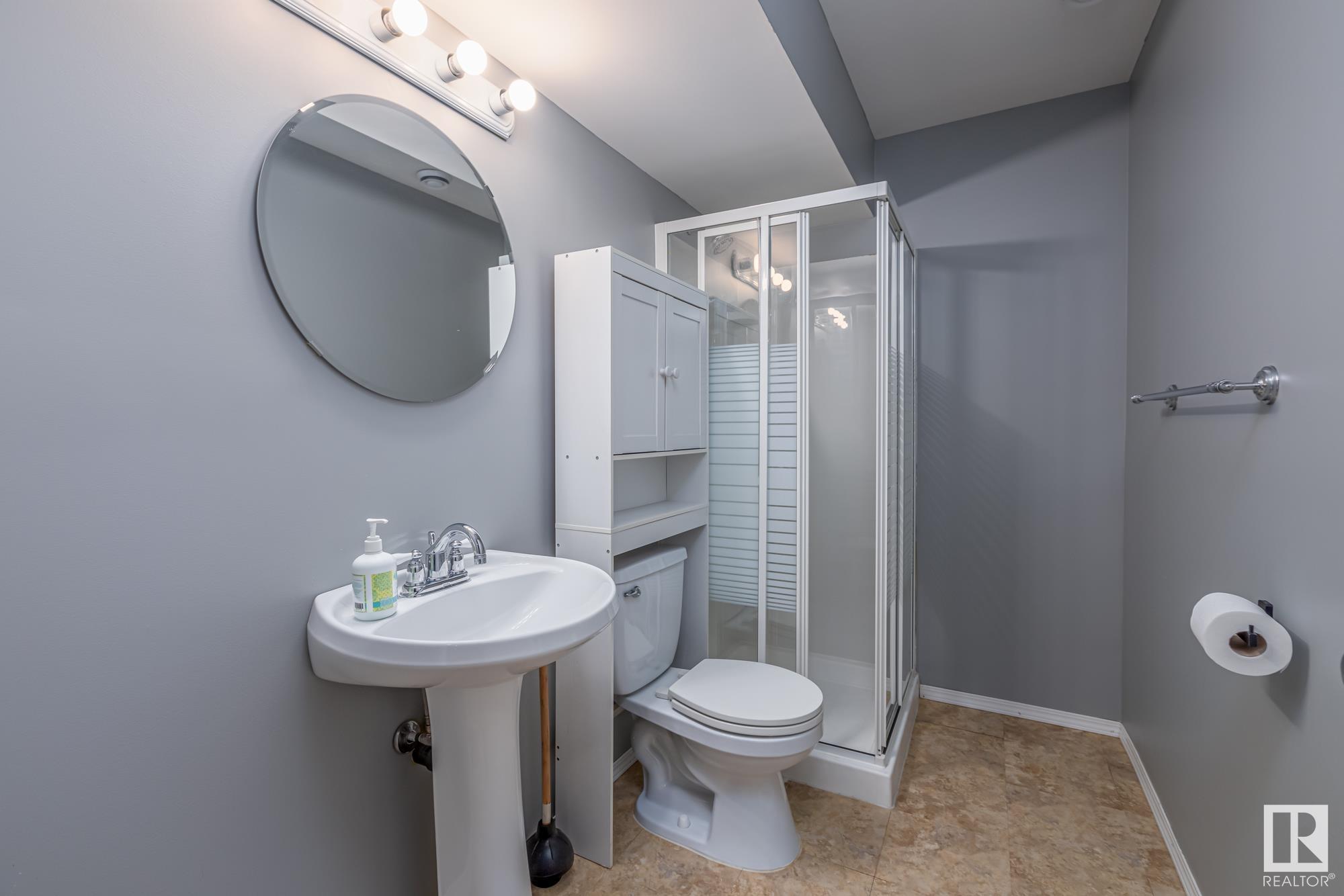      33 CREEKSIDE CL , Spruce Grove,  ,T7X 4N9 ;  Listing Number: MLS E4414731