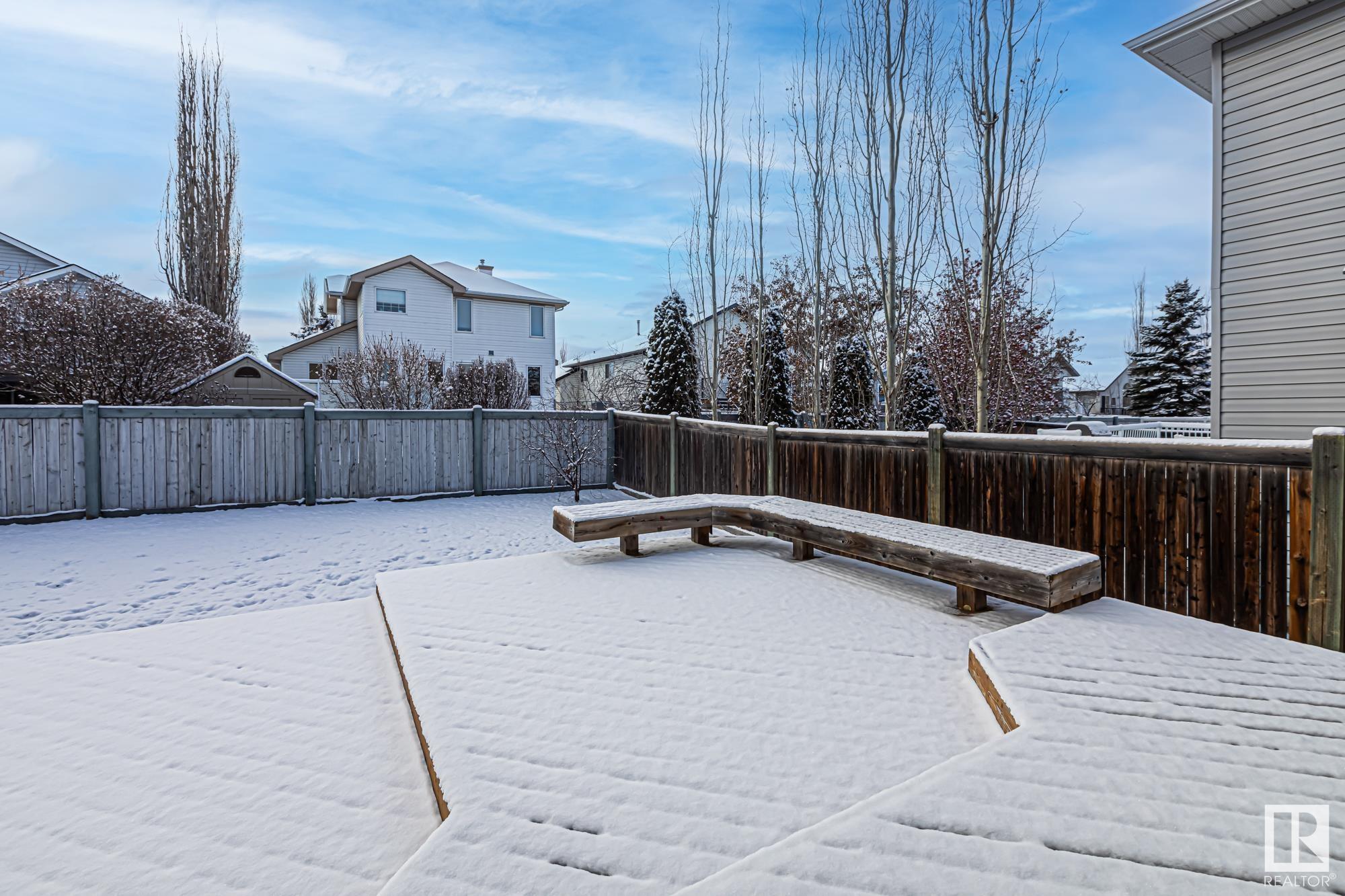      33 CREEKSIDE CL , Spruce Grove,  ,T7X 4N9 ;  Listing Number: MLS E4414731