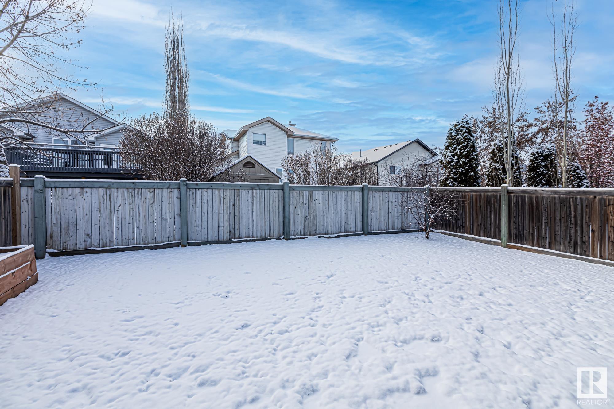      33 CREEKSIDE CL , Spruce Grove,  ,T7X 4N9 ;  Listing Number: MLS E4414731