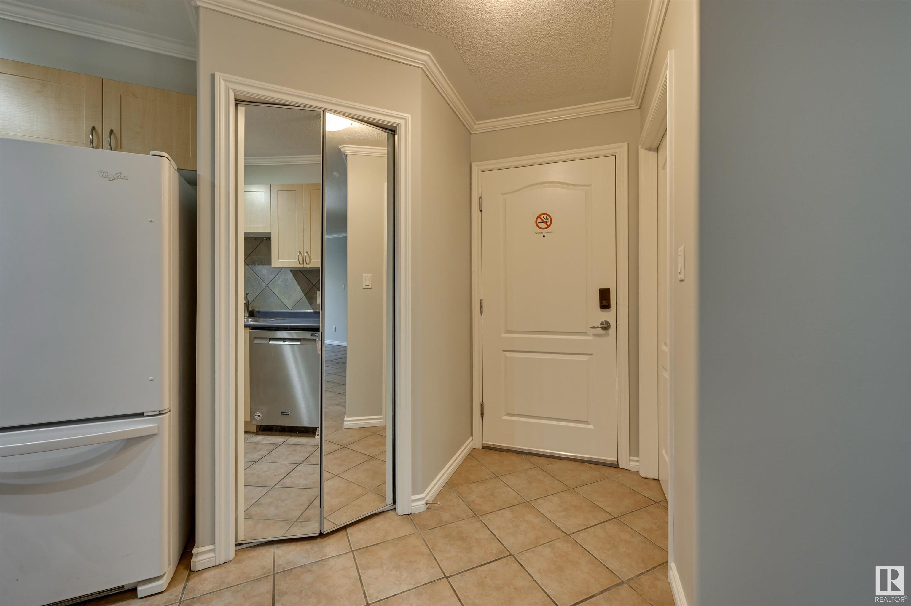      #204 9938 104 ST NW , Edmonton,  ,T5K 2X7 ;  Listing Number: MLS E4414749