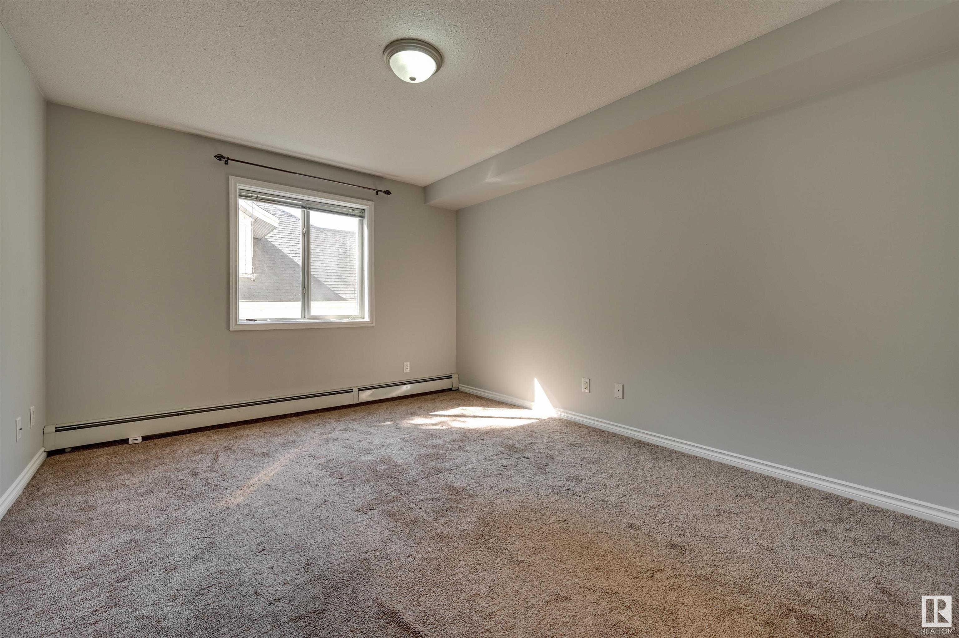      #204 9938 104 ST NW , Edmonton,  ,T5K 2X7 ;  Listing Number: MLS E4414749