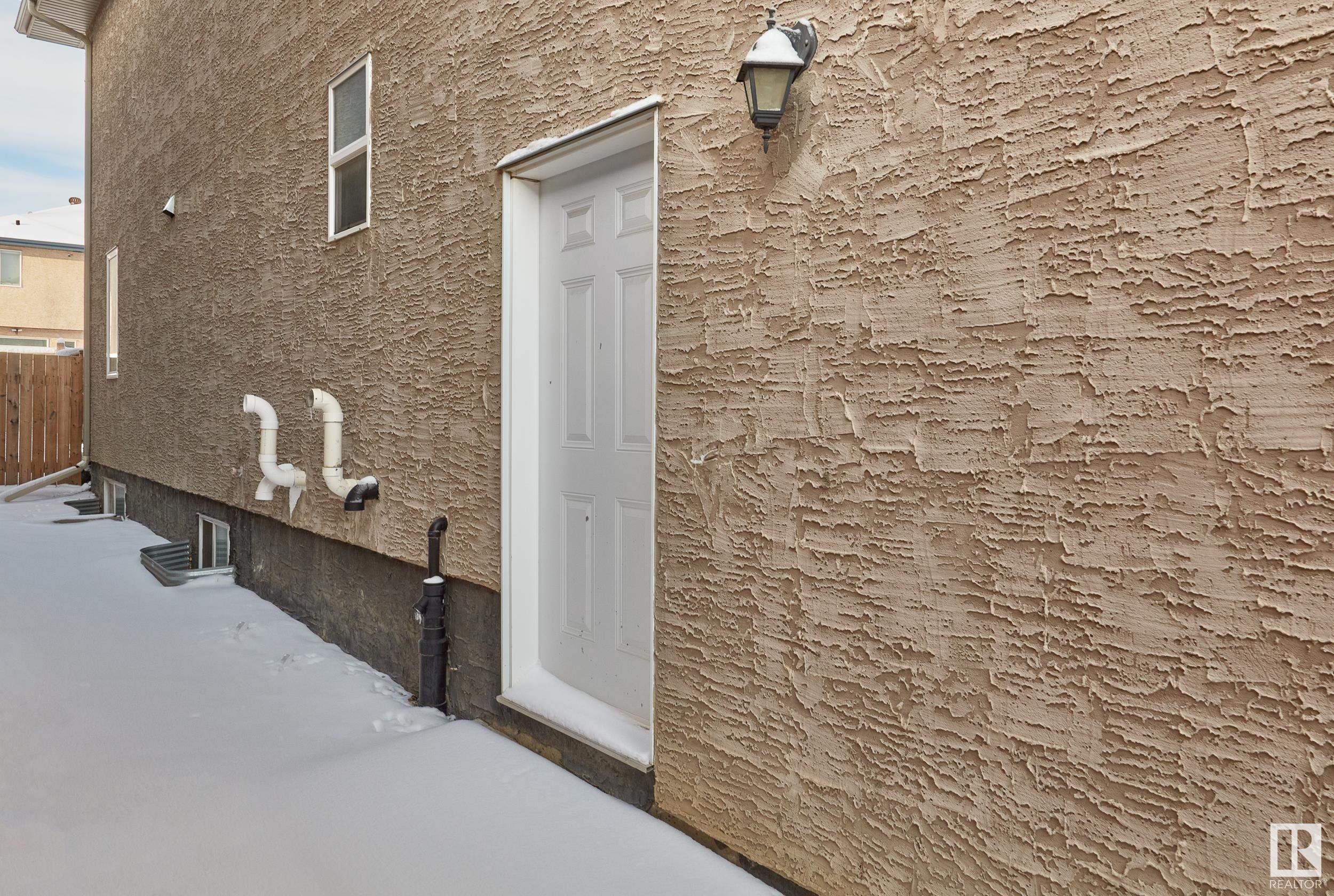      1268 CUNNINGHAM DR SW , Edmonton,  ,T6W 0R7 ;  Listing Number: MLS E4414763