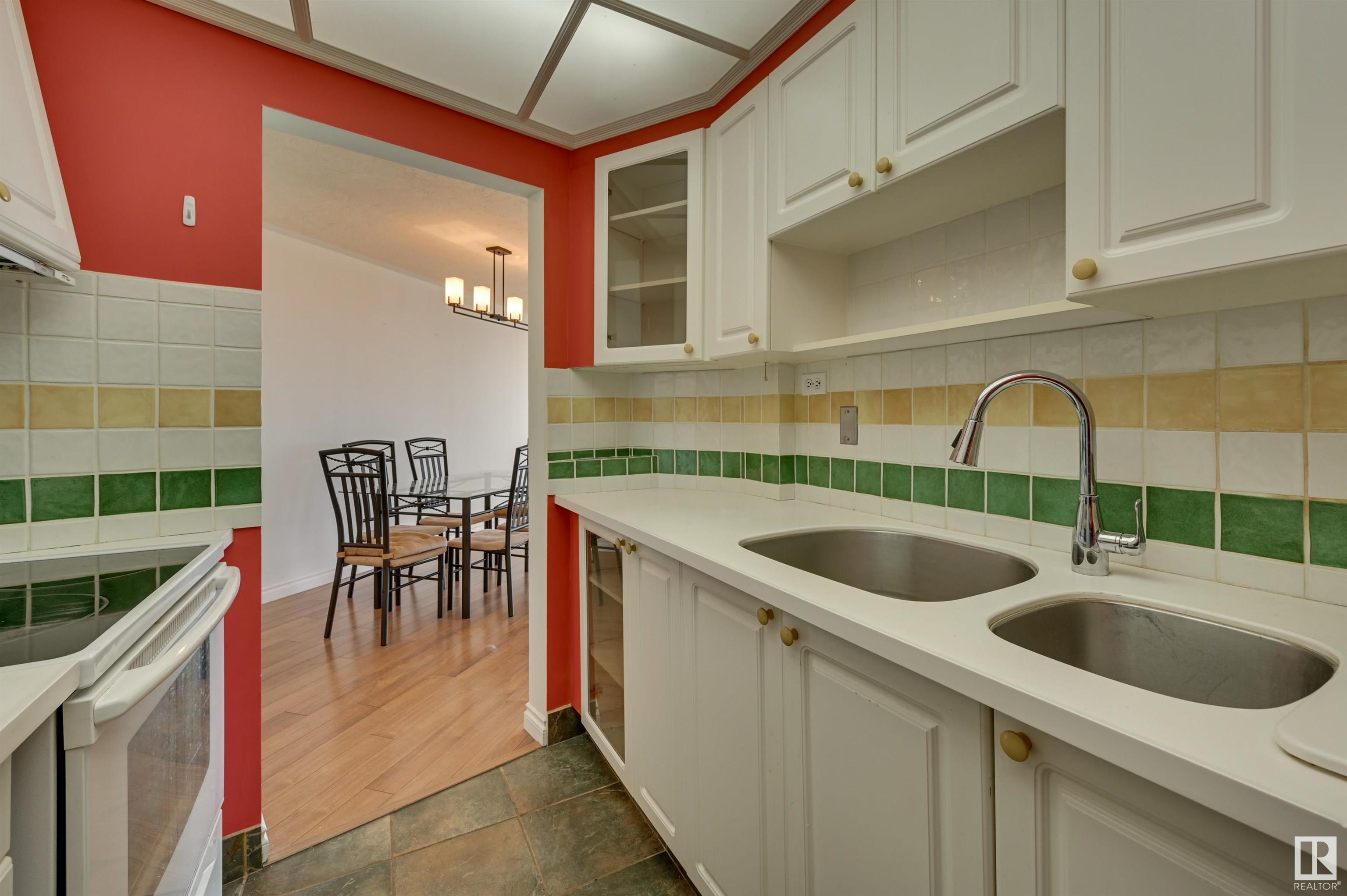      #1203 10045 117 ST NW , Edmonton,  ,T5K 1W8 ;  Listing Number: MLS E4414780