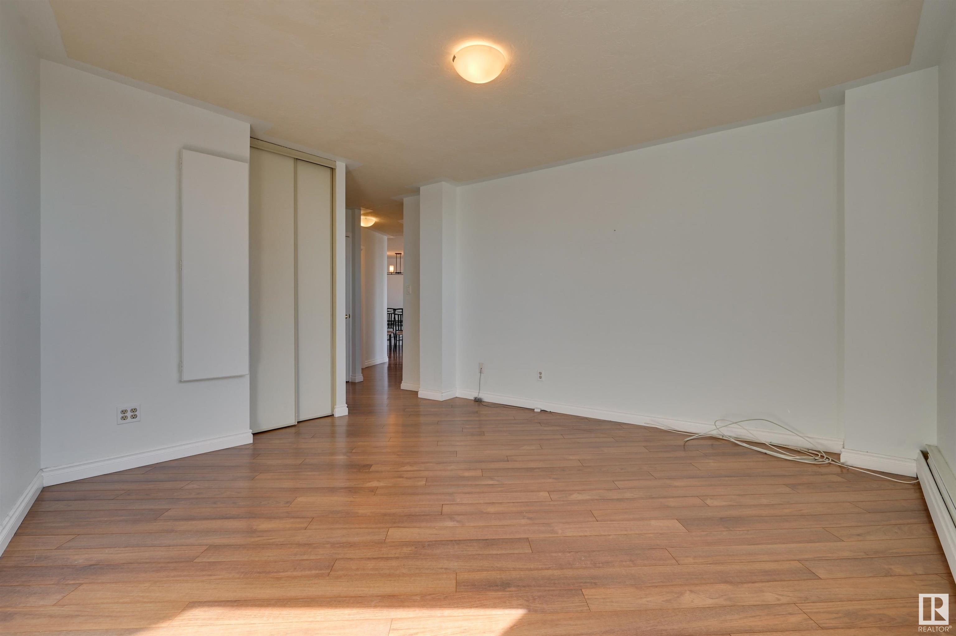      #1203 10045 117 ST NW , Edmonton,  ,T5K 1W8 ;  Listing Number: MLS E4414780