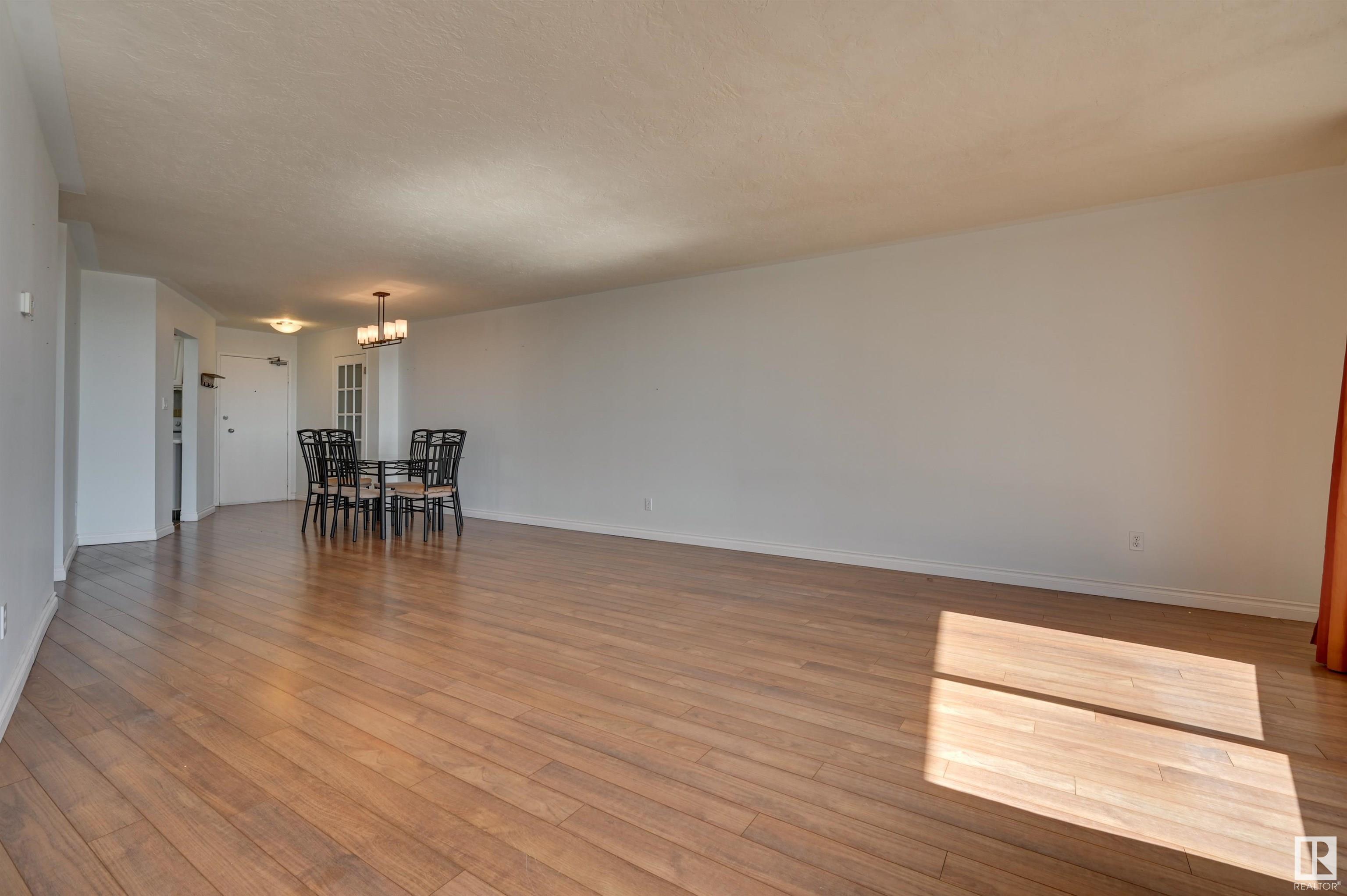      #1203 10045 117 ST NW , Edmonton,  ,T5K 1W8 ;  Listing Number: MLS E4414780