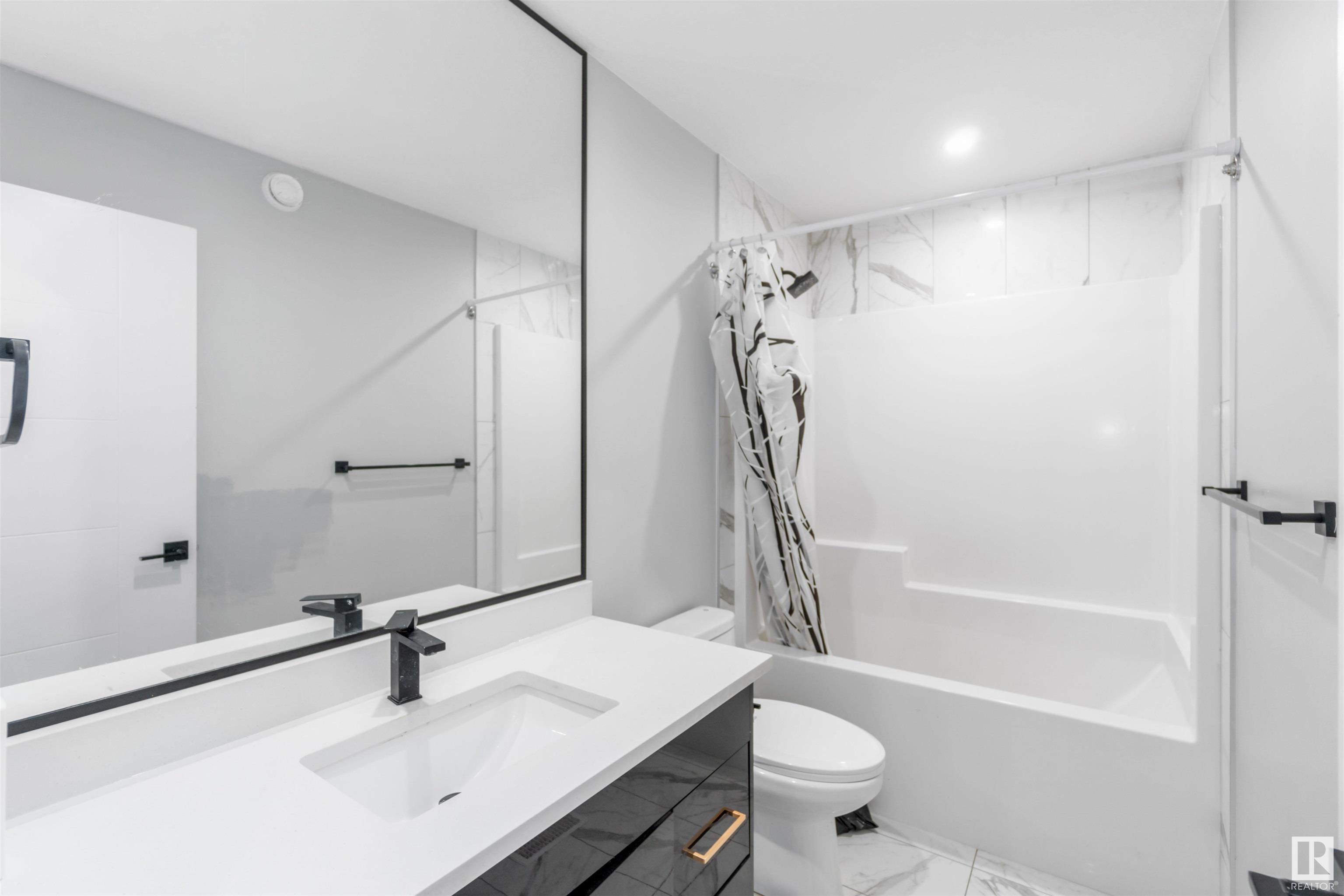      17124 68 ST NW , Edmonton,  ,T5Z 0W3 ;  Listing Number: MLS E4414787