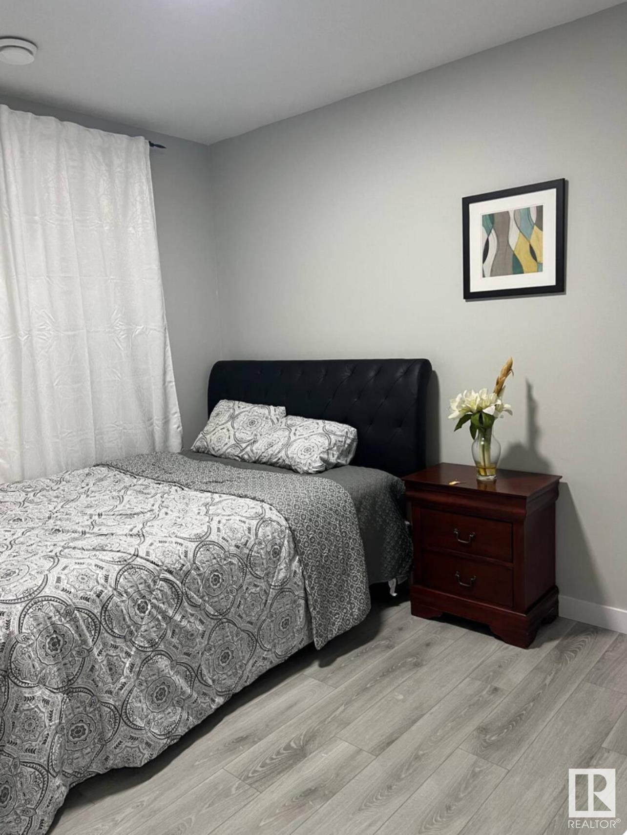      17124 68 ST NW , Edmonton,  ,T5Z 0W3 ;  Listing Number: MLS E4414787