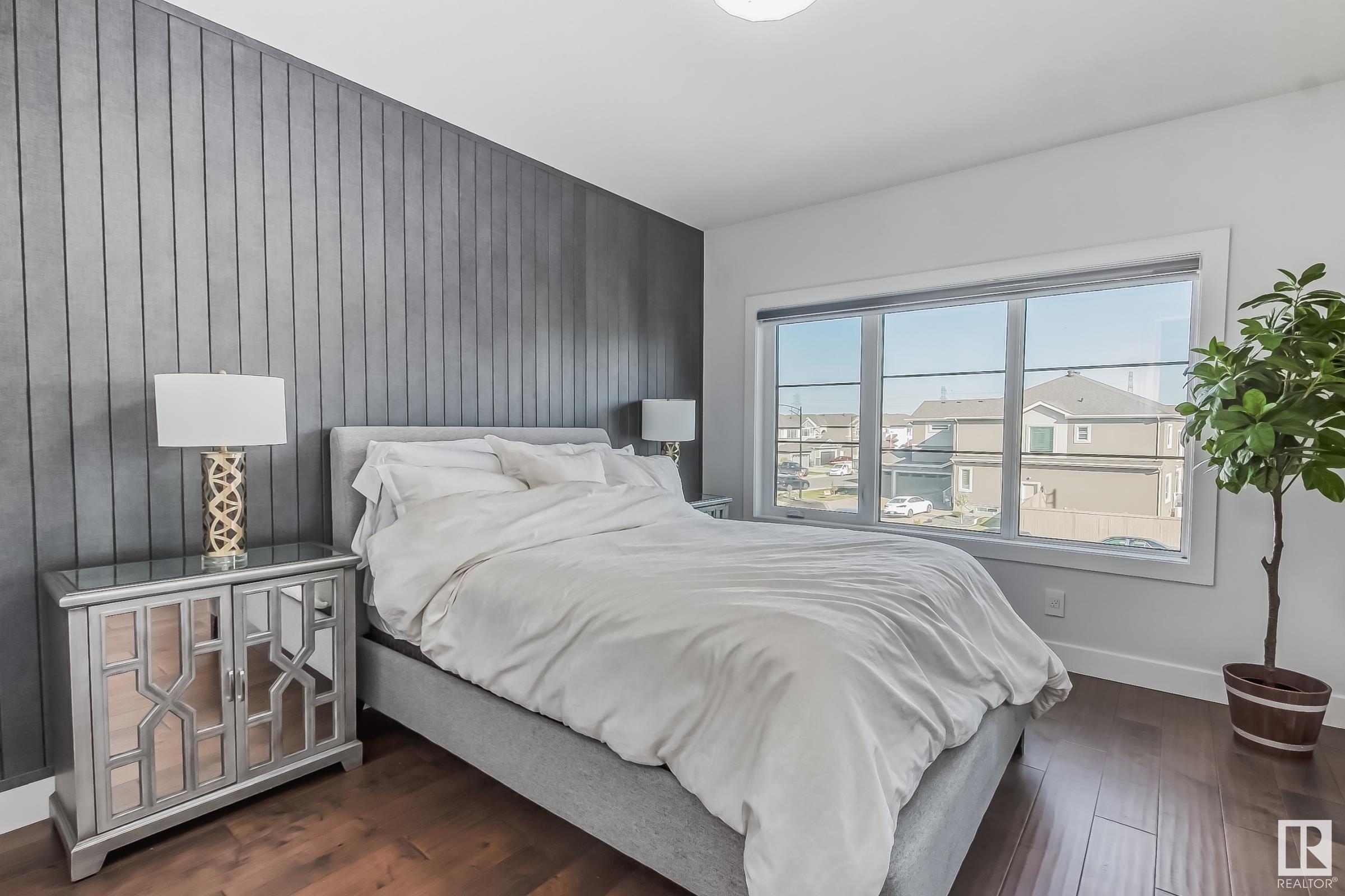      1448 25 ST NW , Edmonton,  ,T6T 2K7 ;  Listing Number: MLS E4414830