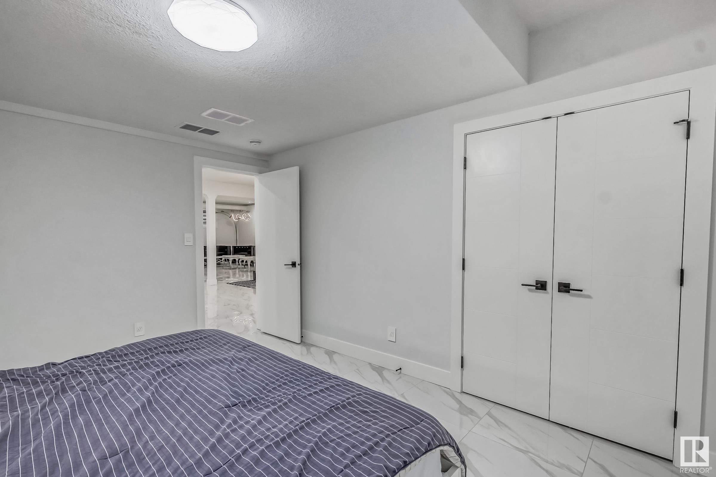      1448 25 ST NW , Edmonton,  ,T6T 2K7 ;  Listing Number: MLS E4414830