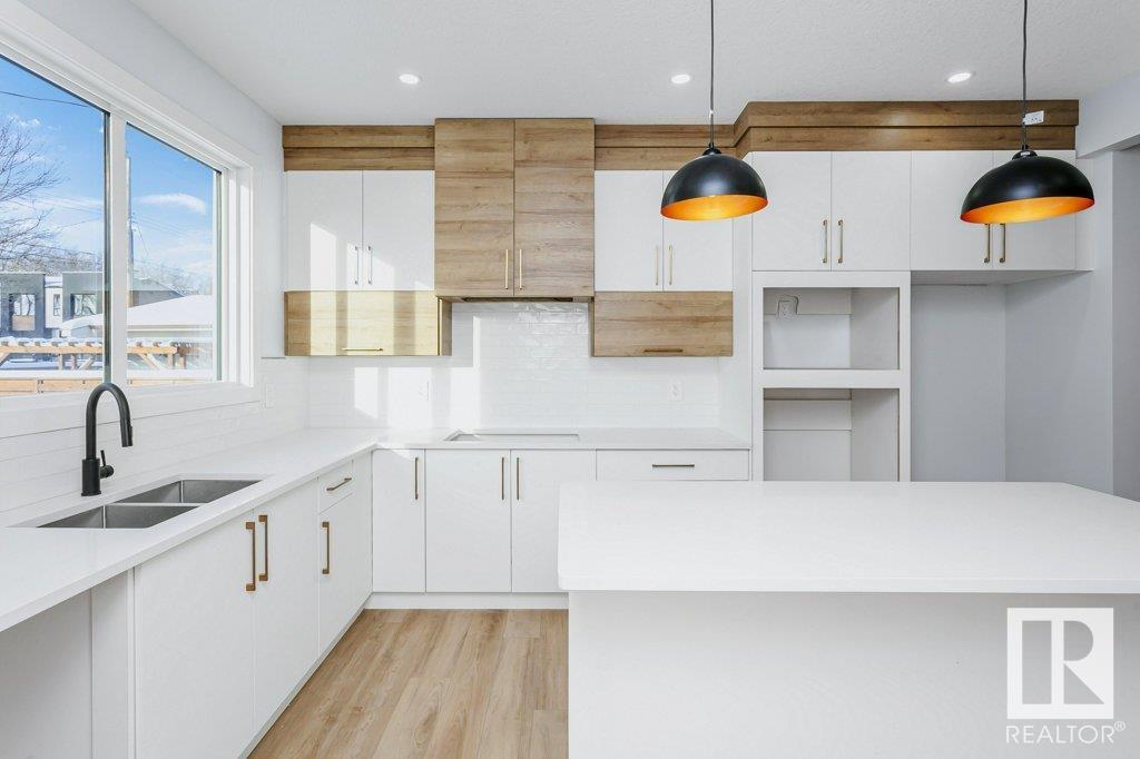      10454 77 ST NW , Edmonton,  ,T6A 3C6 ;  Listing Number: MLS E4414837