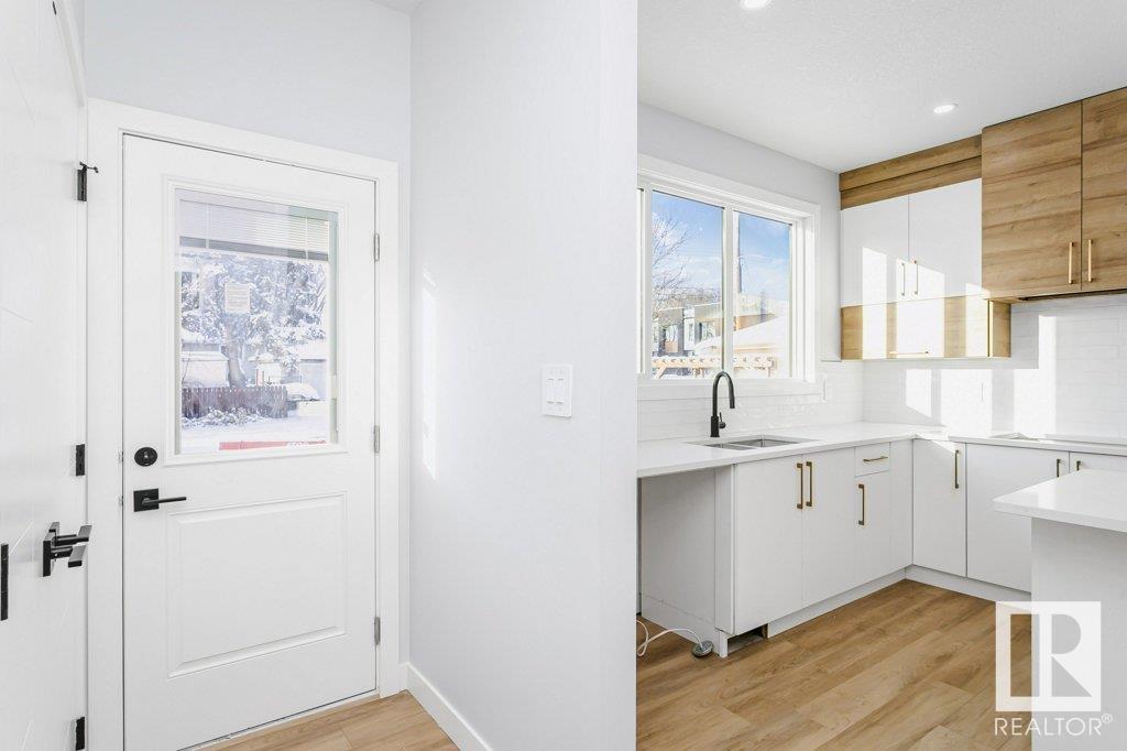      10454 77 ST NW , Edmonton,  ,T6A 3C6 ;  Listing Number: MLS E4414837