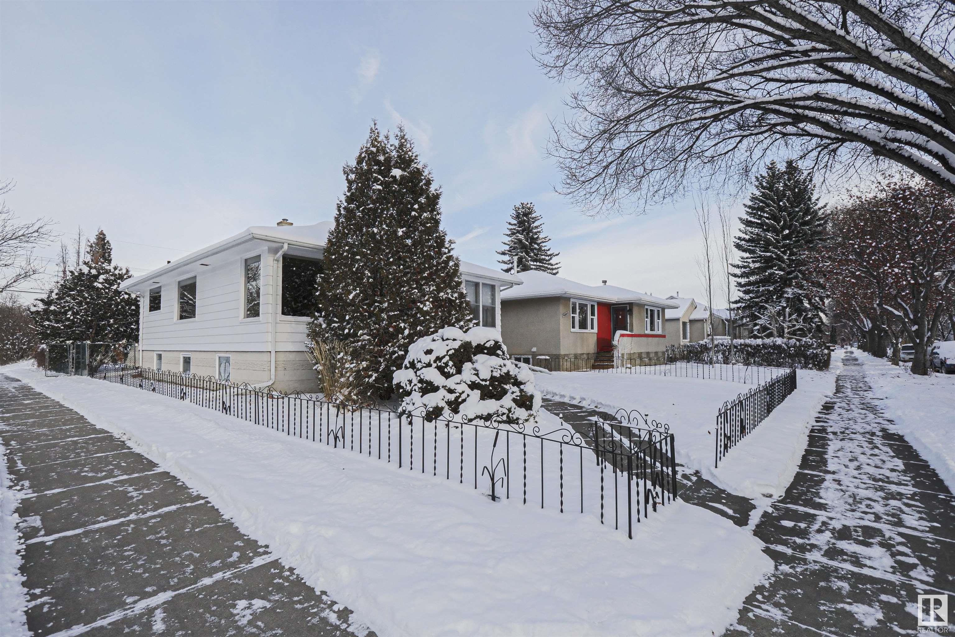      9354 72 AV NW , Edmonton,  ,T6E 0Y2 ;  Listing Number: MLS E4414882