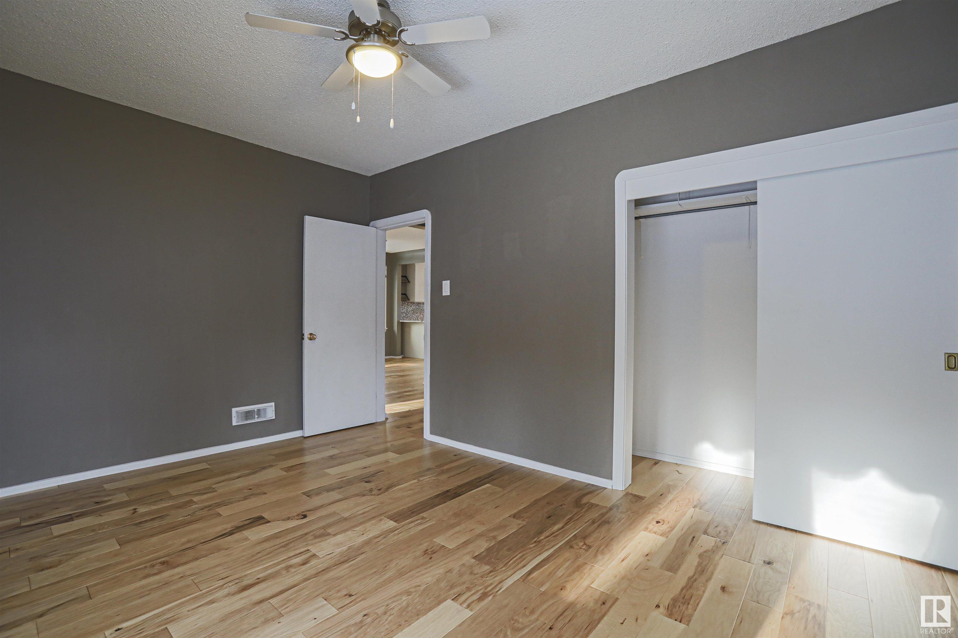      9354 72 AV NW , Edmonton,  ,T6E 0Y2 ;  Listing Number: MLS E4414882