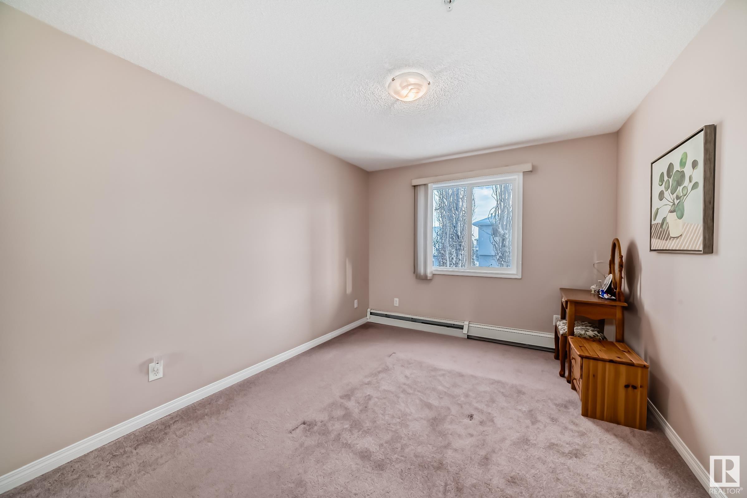      #227 9525 162 AV NW , Edmonton,  ,T5Z 3V2 ;  Listing Number: MLS E4414959