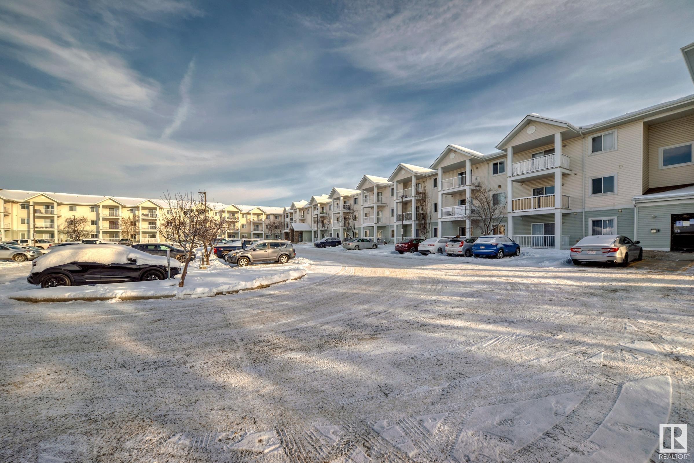      #227 9525 162 AV NW , Edmonton,  ,T5Z 3V2 ;  Listing Number: MLS E4414959