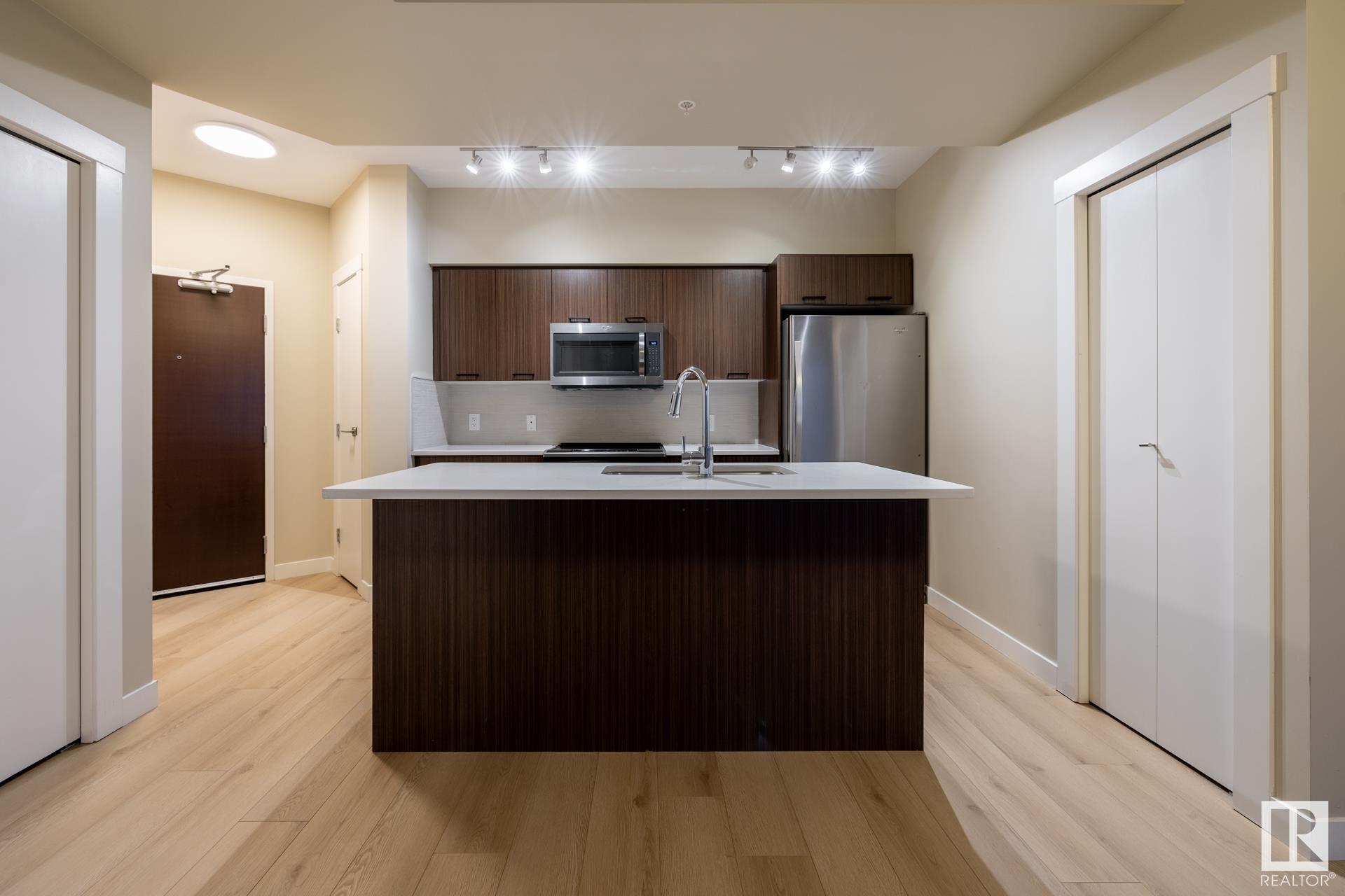      #1306 10410 102 AV NW , Edmonton,  ,T5J 0E9 ;  Listing Number: MLS E4415022