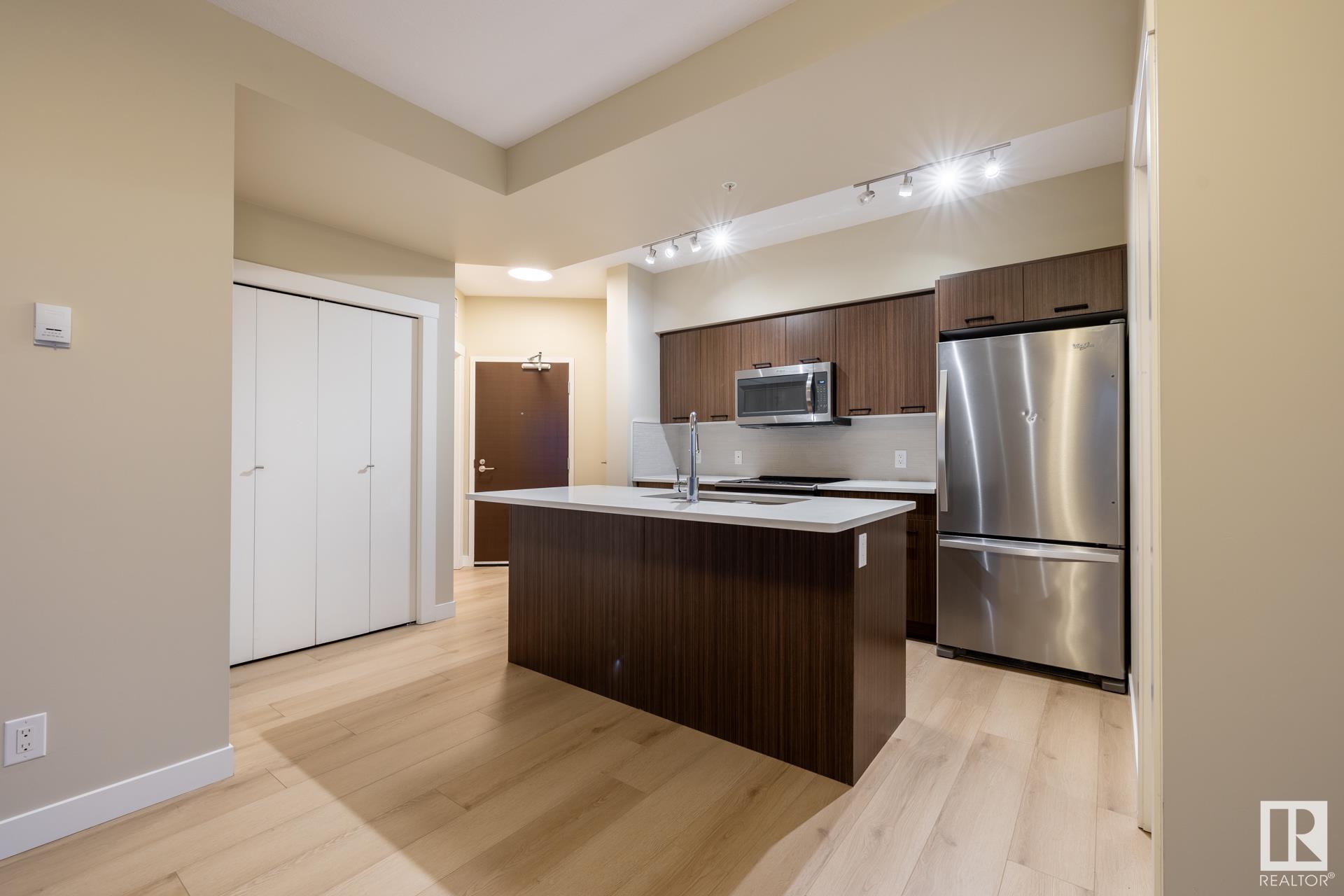      #1306 10410 102 AV NW , Edmonton,  ,T5J 0E9 ;  Listing Number: MLS E4415022