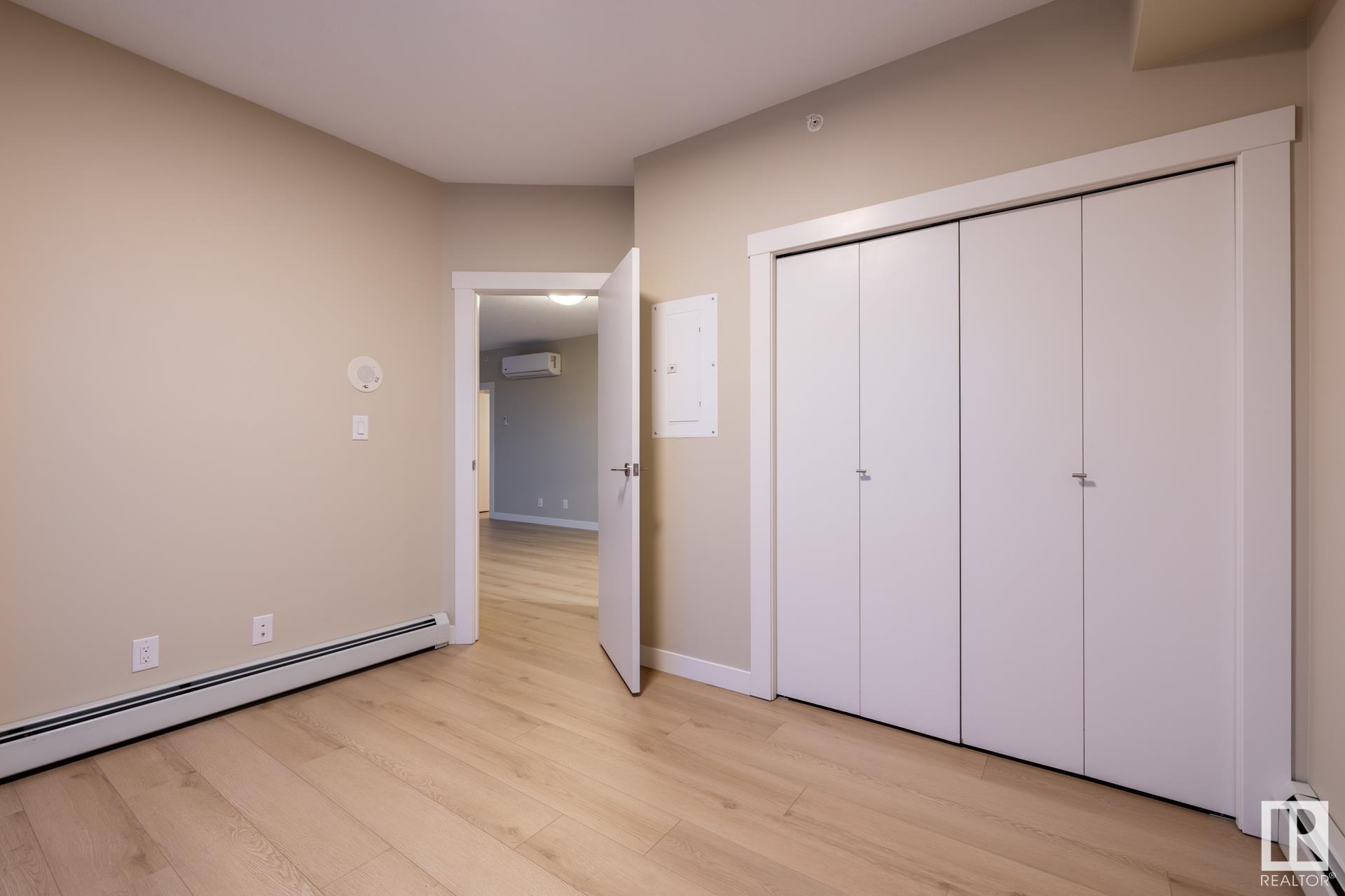      #1306 10410 102 AV NW , Edmonton,  ,T5J 0E9 ;  Listing Number: MLS E4415022