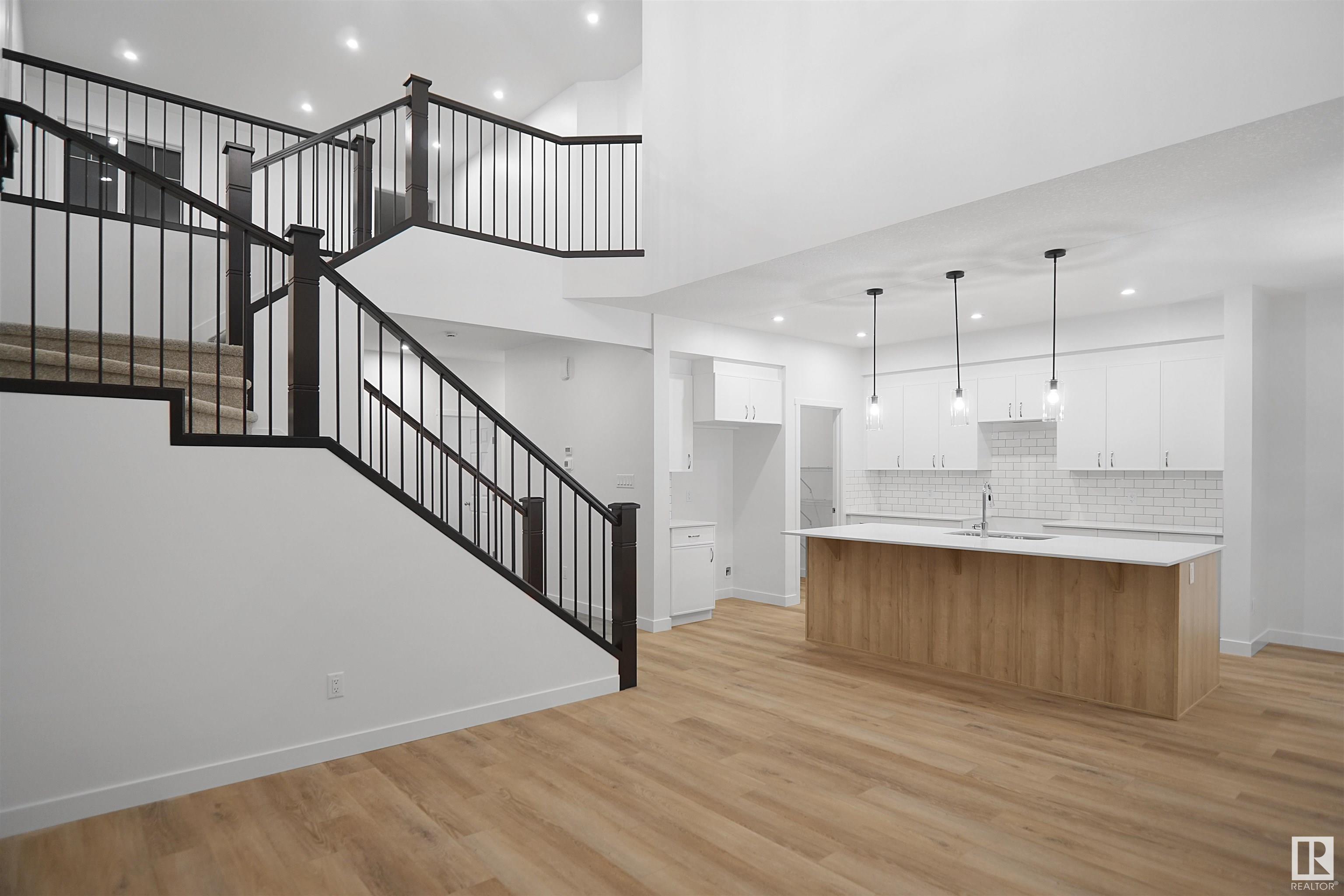      2616 206 ST NW , Edmonton,  ,T6M 1P2 ;  Listing Number: MLS E4415036
