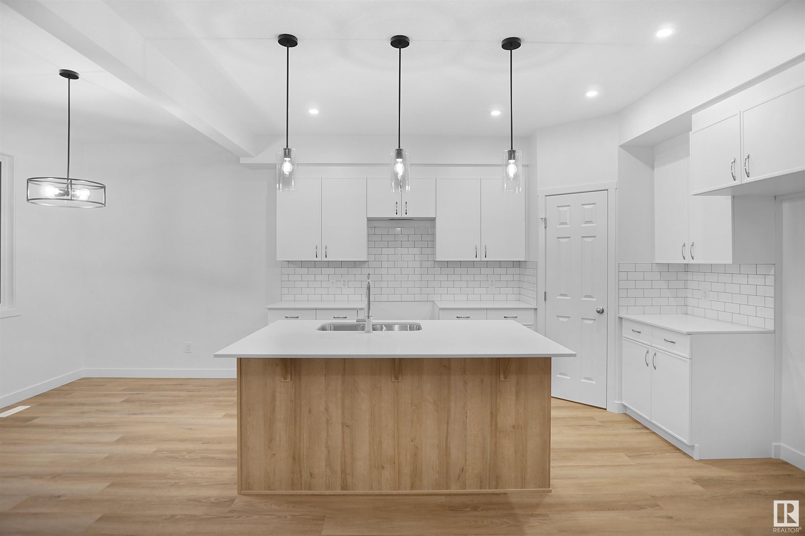      17407 7 ST NE , Edmonton,  ,T5Y 4E7 ;  Listing Number: MLS E4415041