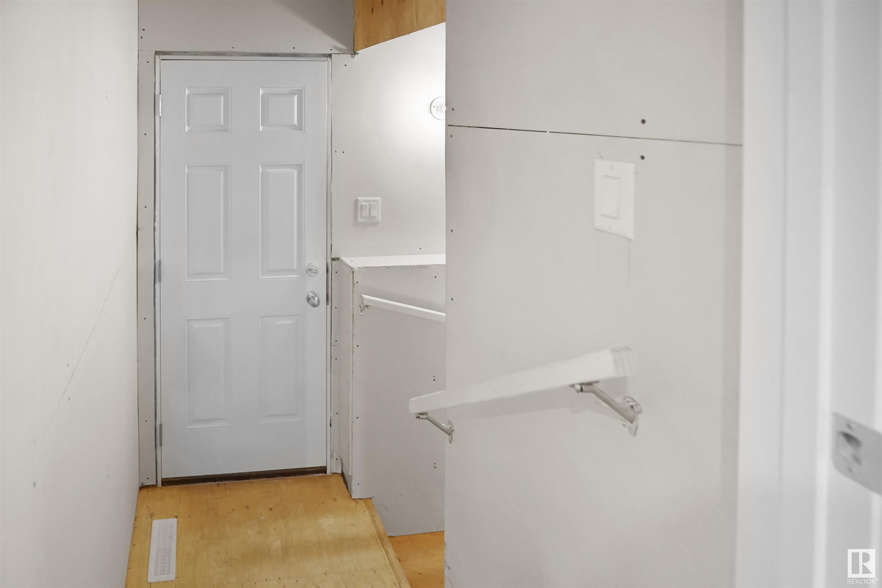      17407 7 ST NE , Edmonton,  ,T5Y 4E7 ;  Listing Number: MLS E4415041