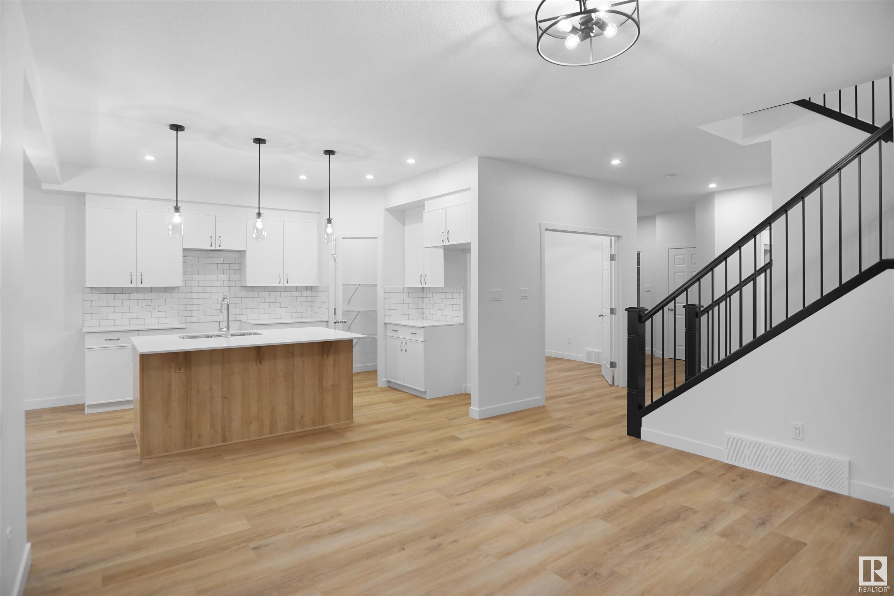      17407 7 ST NE , Edmonton,  ,T5Y 4E7 ;  Listing Number: MLS E4415041