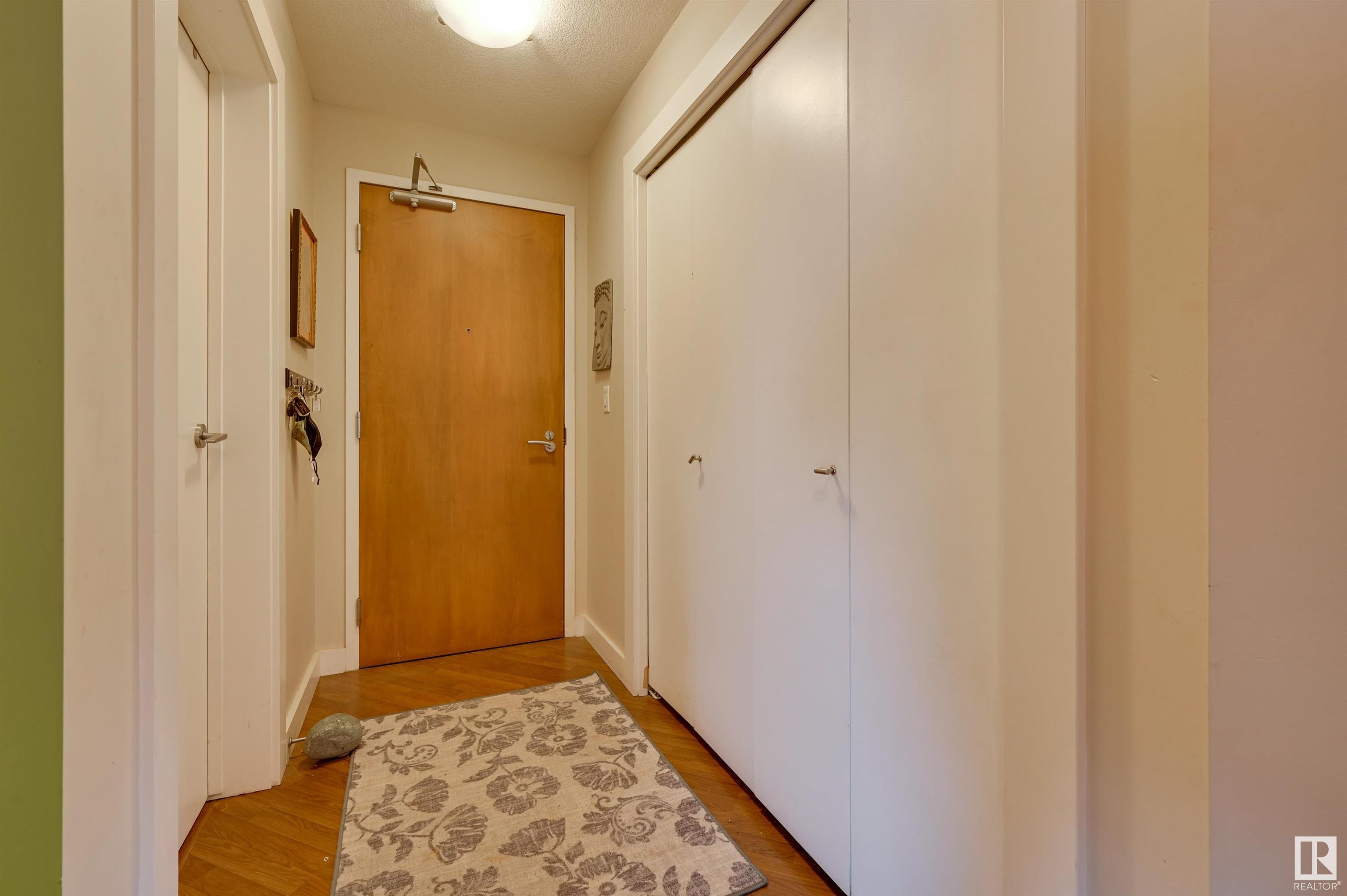      #2005 10136 104 ST NW , Edmonton,  ,T5J 0B5 ;  Listing Number: MLS E4415054