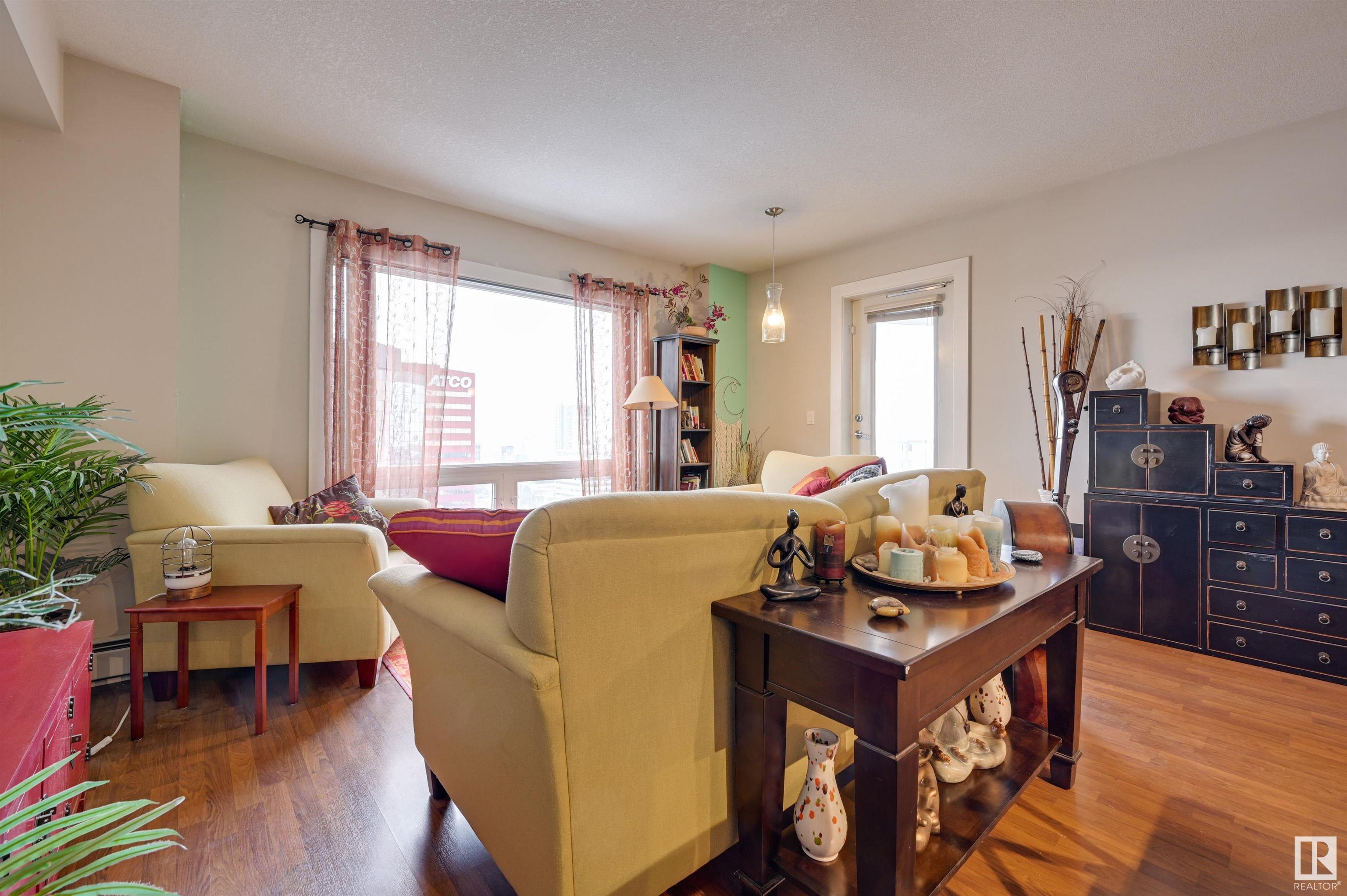      #2005 10136 104 ST NW , Edmonton,  ,T5J 0B5 ;  Listing Number: MLS E4415054