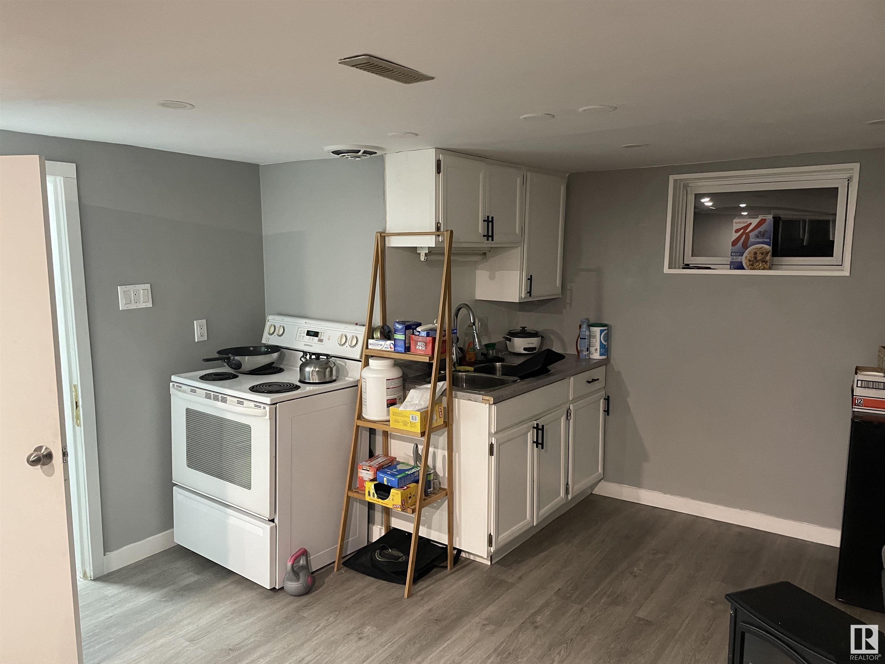      11540 83 ST NW , Edmonton,  ,T5B 2Y5 ;  Listing Number: MLS E4415055