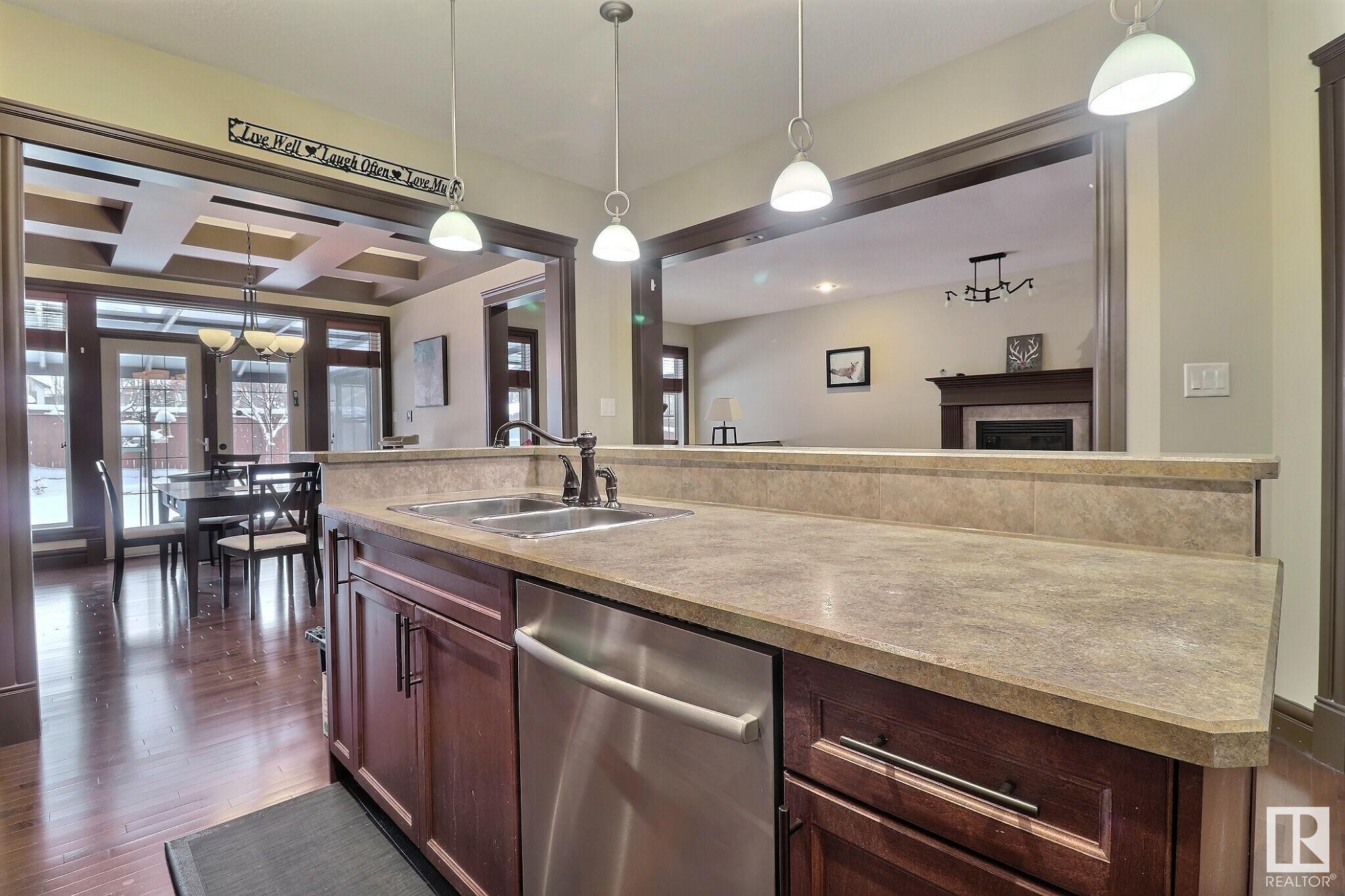      5315 SUNVIEW LN , Sherwood Park,  ,T8H 0K4 ;  Listing Number: MLS E4415056