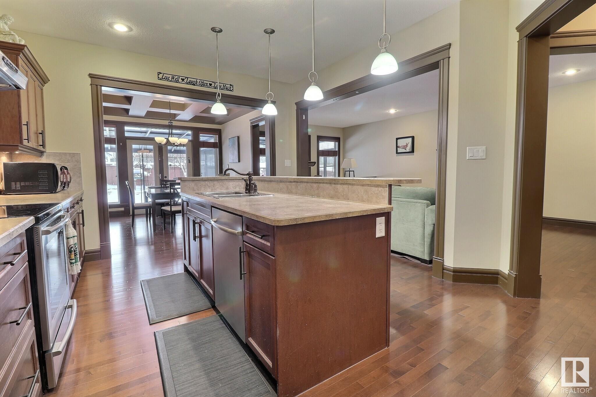      5315 SUNVIEW LN , Sherwood Park,  ,T8H 0K4 ;  Listing Number: MLS E4415056