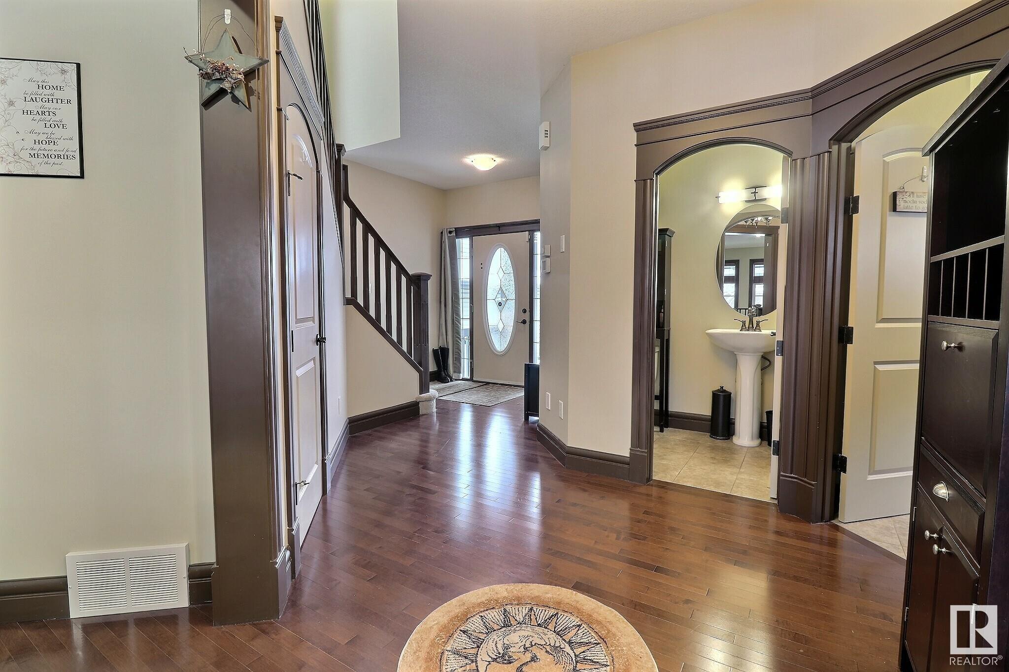      5315 SUNVIEW LN , Sherwood Park,  ,T8H 0K4 ;  Listing Number: MLS E4415056