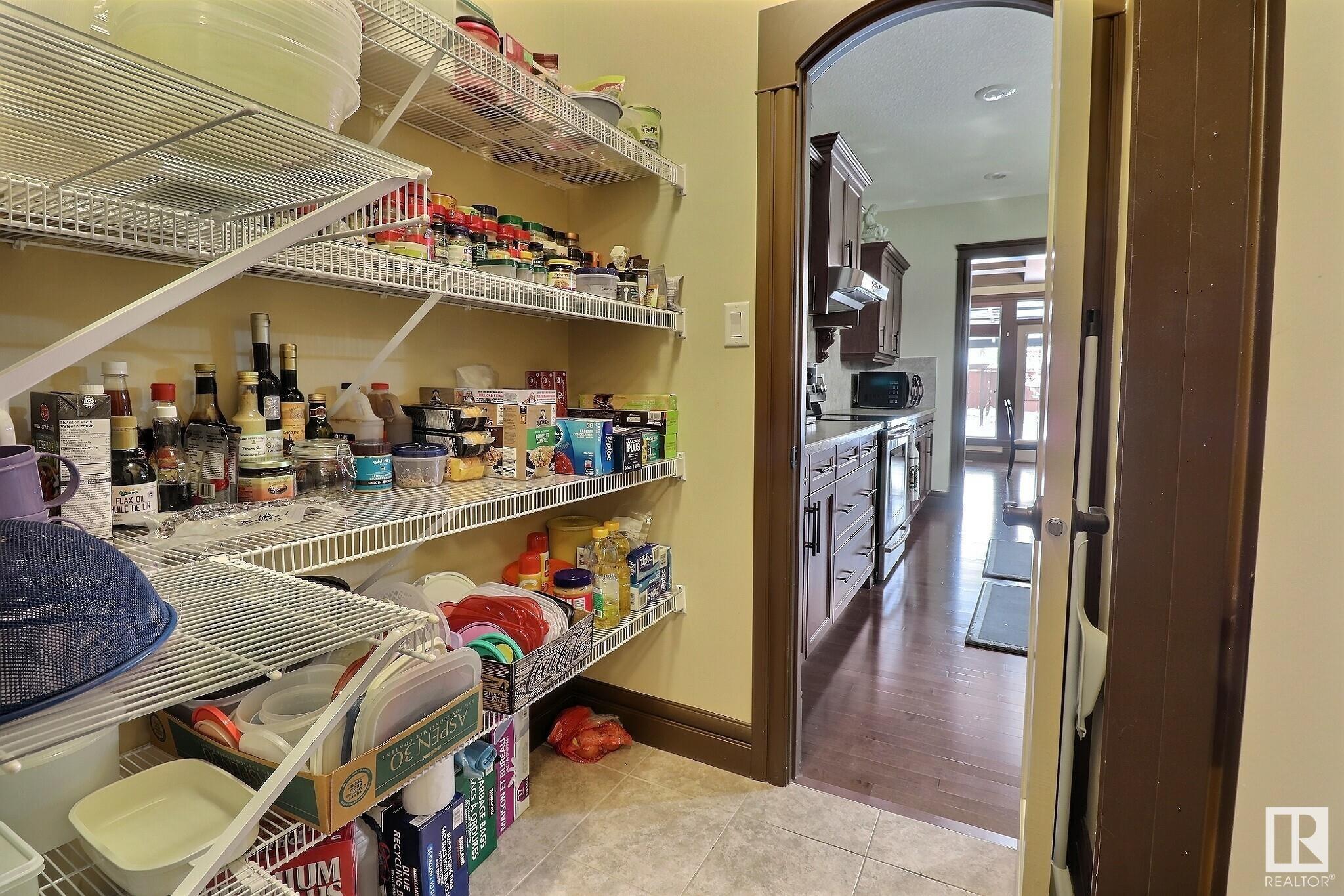      5315 SUNVIEW LN , Sherwood Park,  ,T8H 0K4 ;  Listing Number: MLS E4415056