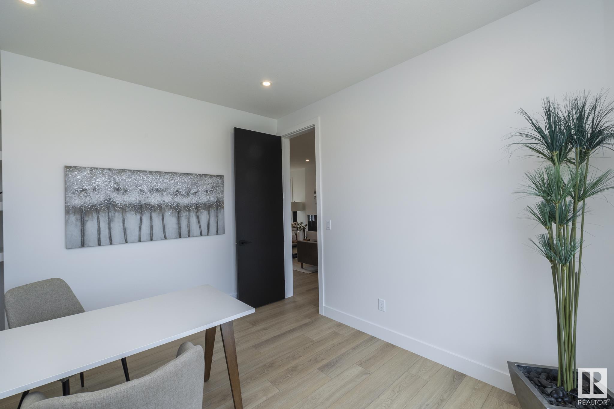      4541 KNIGHT WD SW , Edmonton,  ,T6W 4B7 ;  Listing Number: MLS E4415061