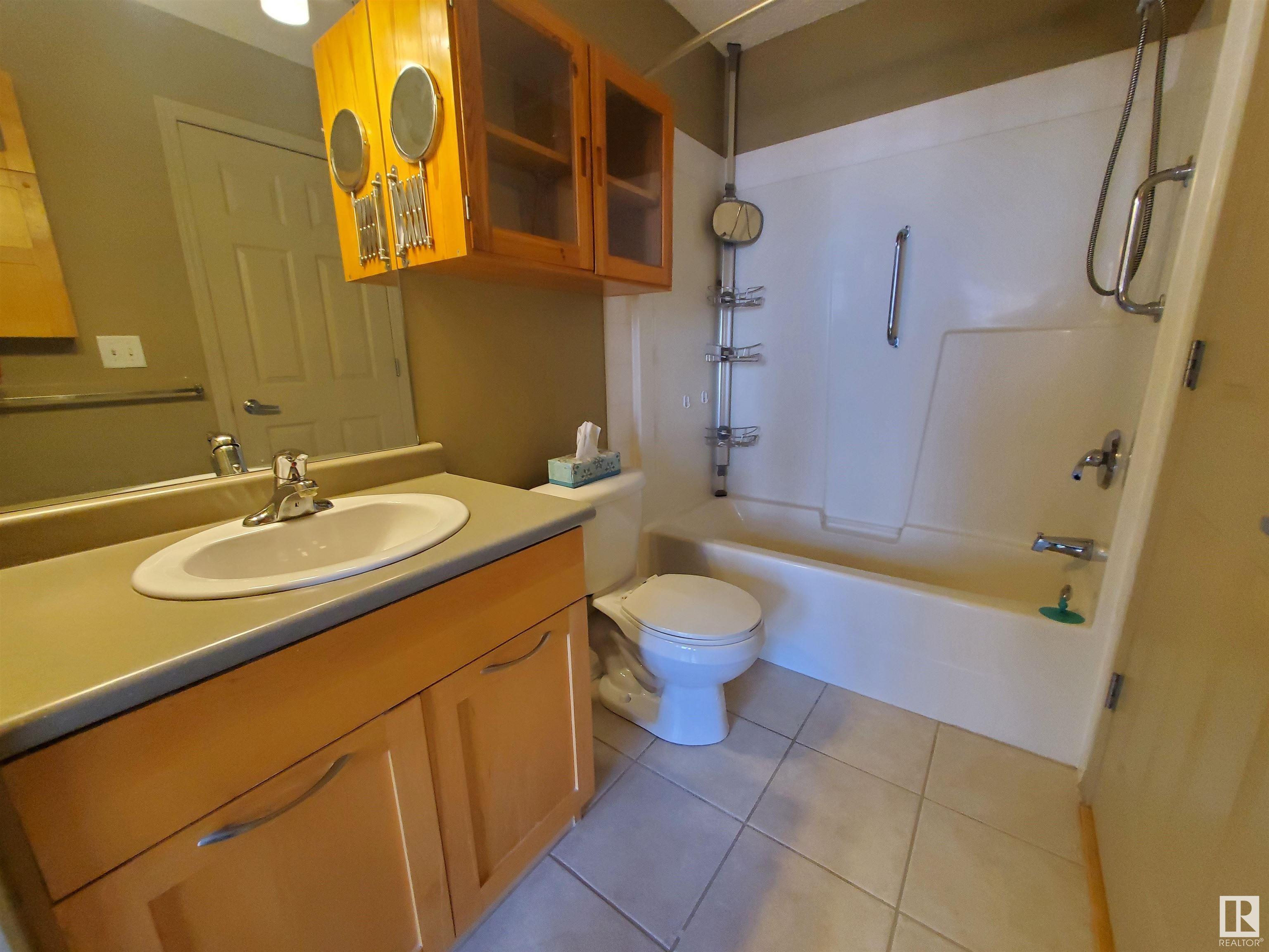      #1-311 4245 139 AV NW , Edmonton,  ,T5Y 3E8 ;  Listing Number: MLS E4415067