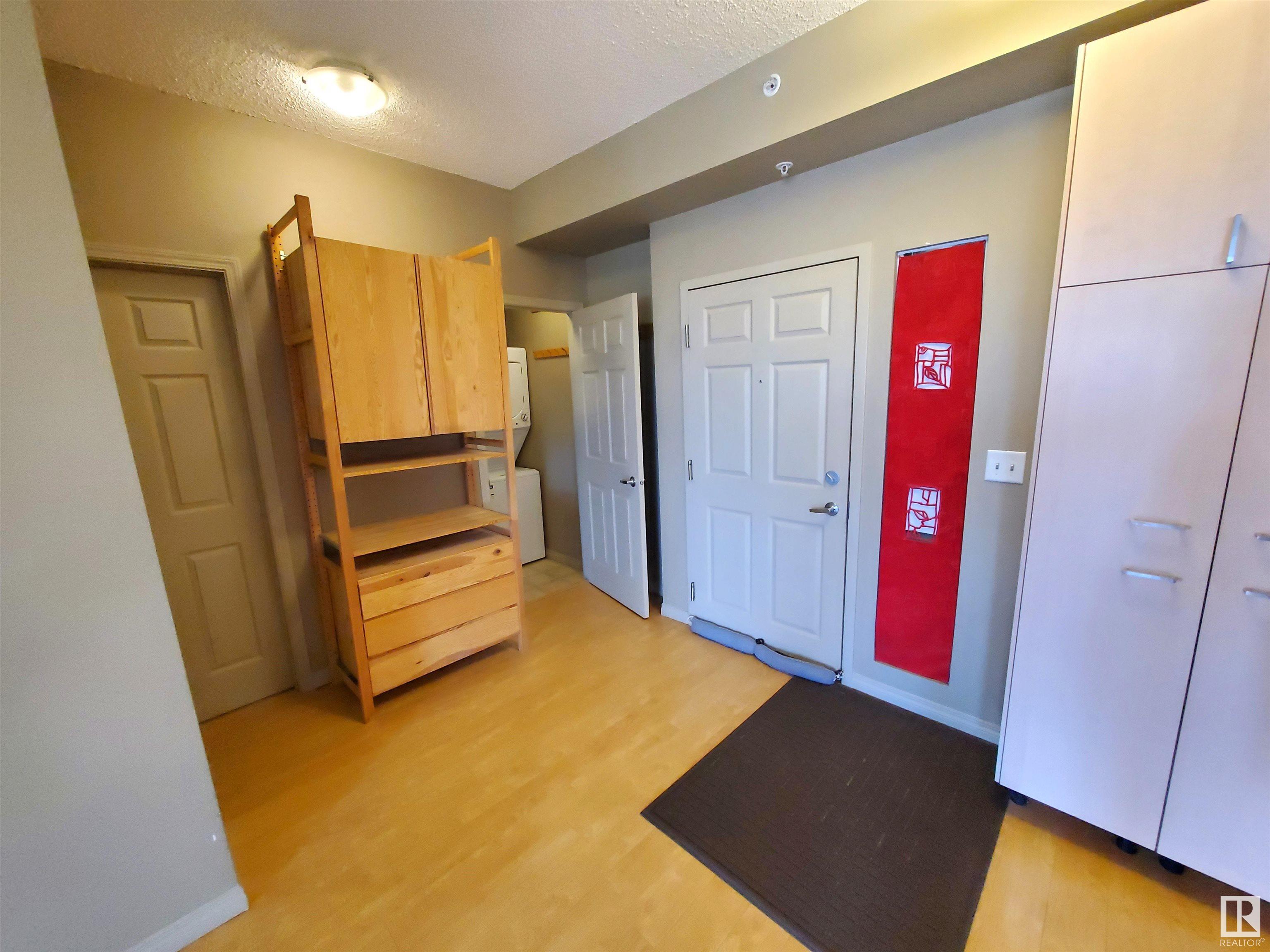      #1-311 4245 139 AV NW , Edmonton,  ,T5Y 3E8 ;  Listing Number: MLS E4415067